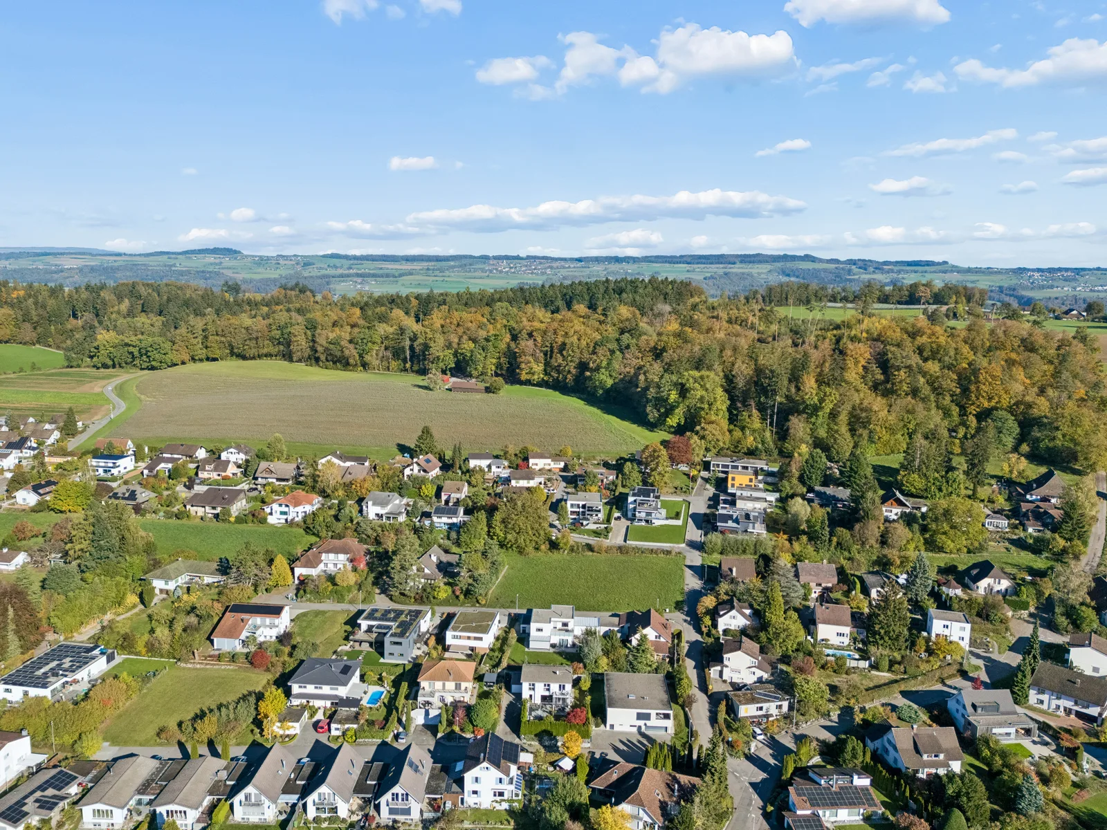 5.5-Zimmer-Einfamilienhaus mit Gartenidyll in Menziken - 2