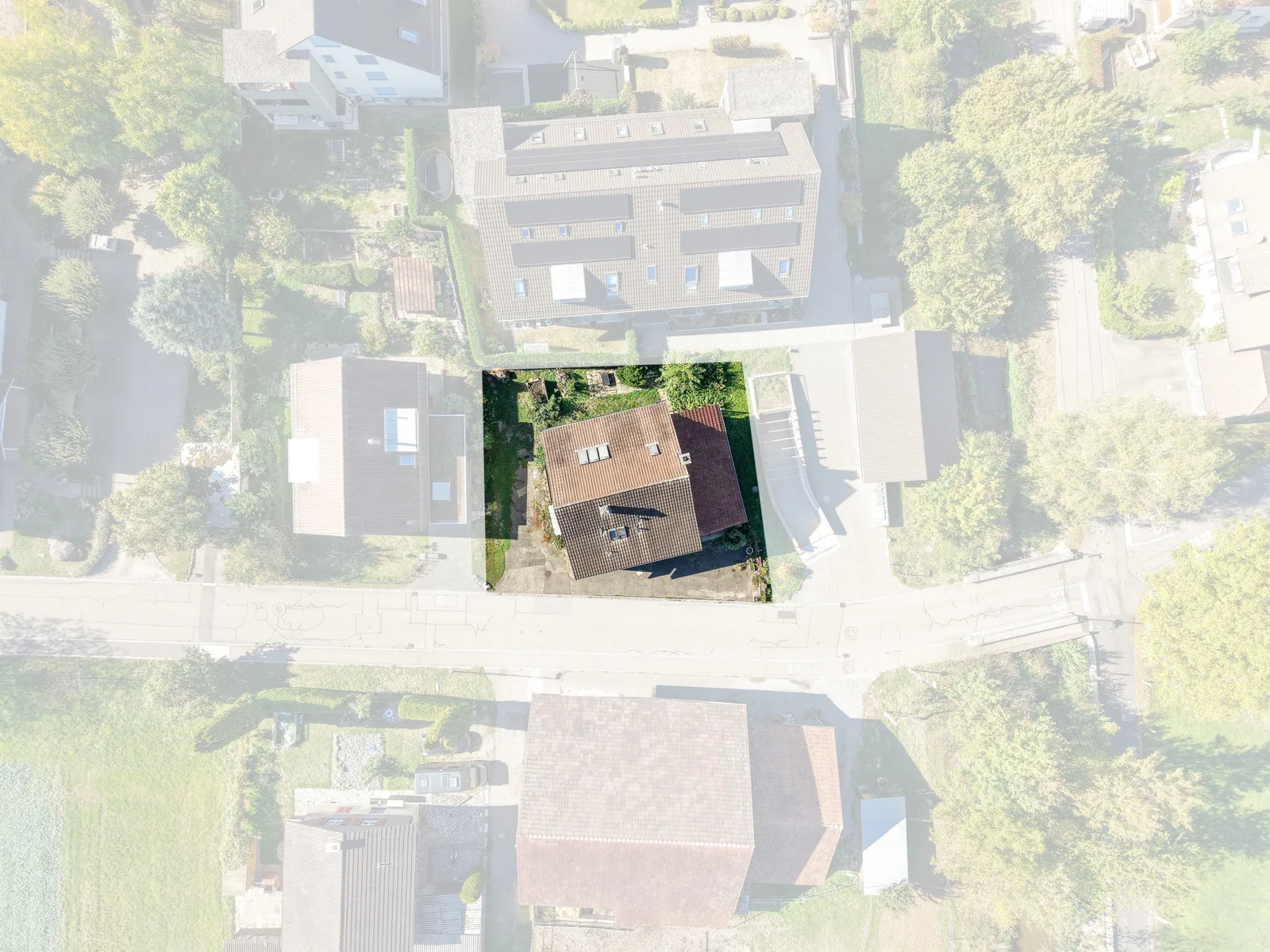 Voll erschlossenes Grundstück 499 m² mit Wohnhaus in Würenlos - 2