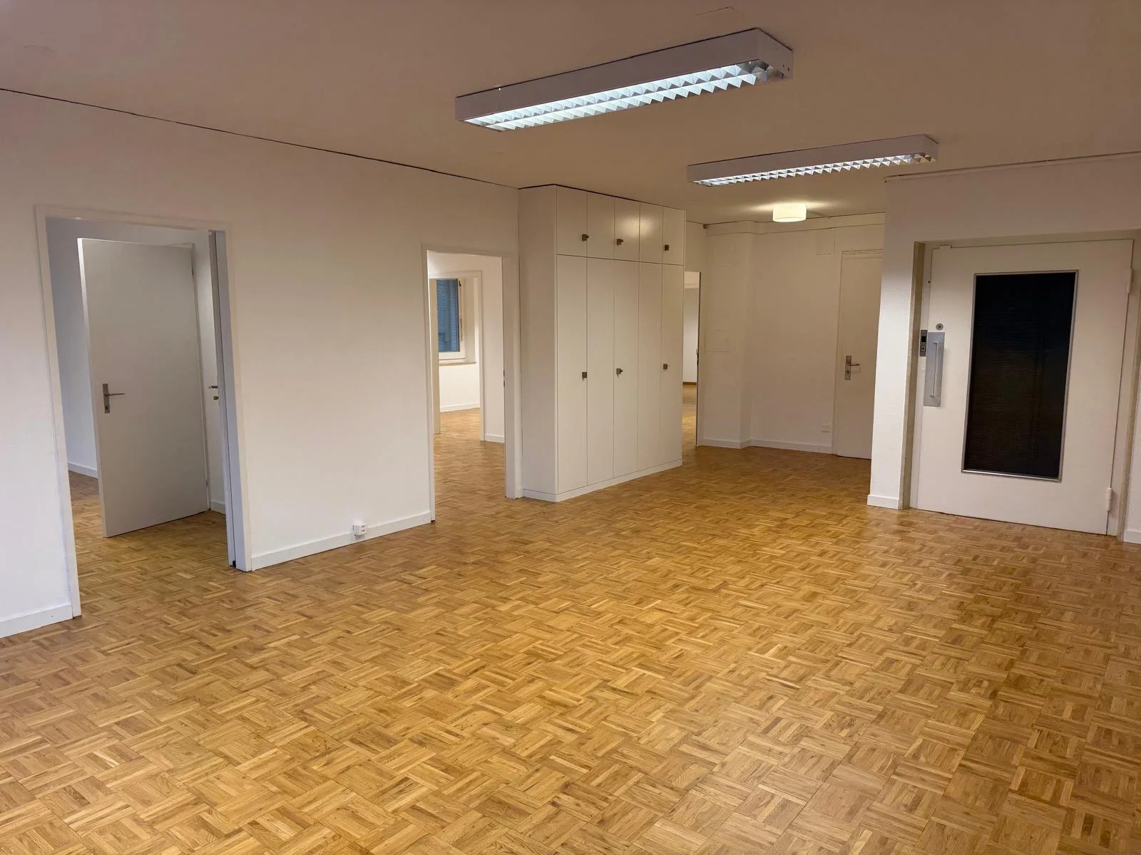 Helle 5-Zimmer-Bürofläche mit 140 m² im Zentrum von Winterthur - 3