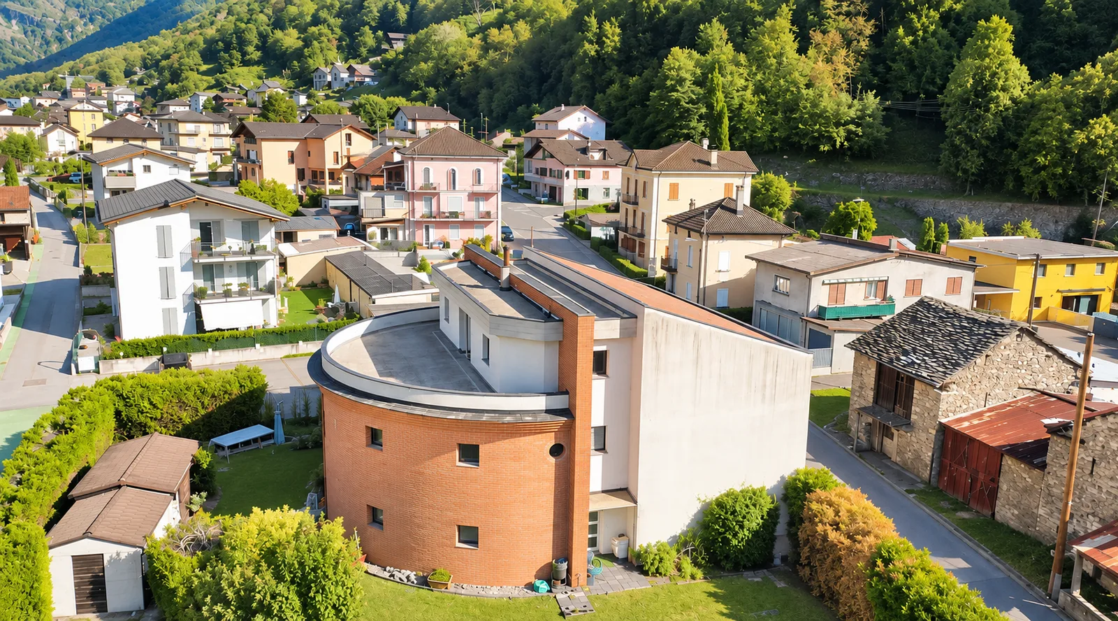 Zweifamilienhaus mit Garten und Aussicht in Malvaglia kaufen - 3