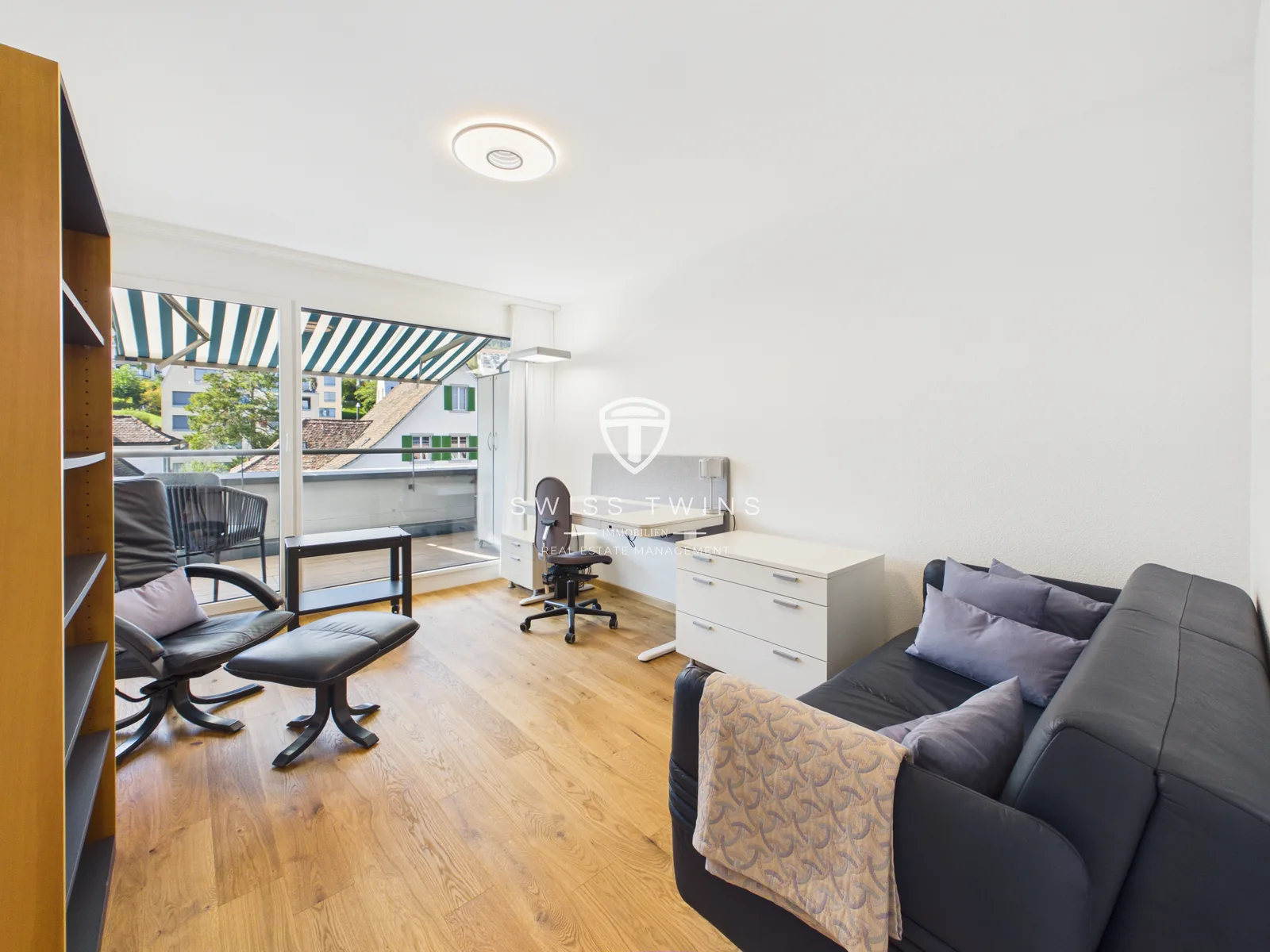 Lichtdurchflutete 3.5-Zimmer-Attika- in Horgen – Terrasse, Seesicht & optional voll ausgestattet - 2