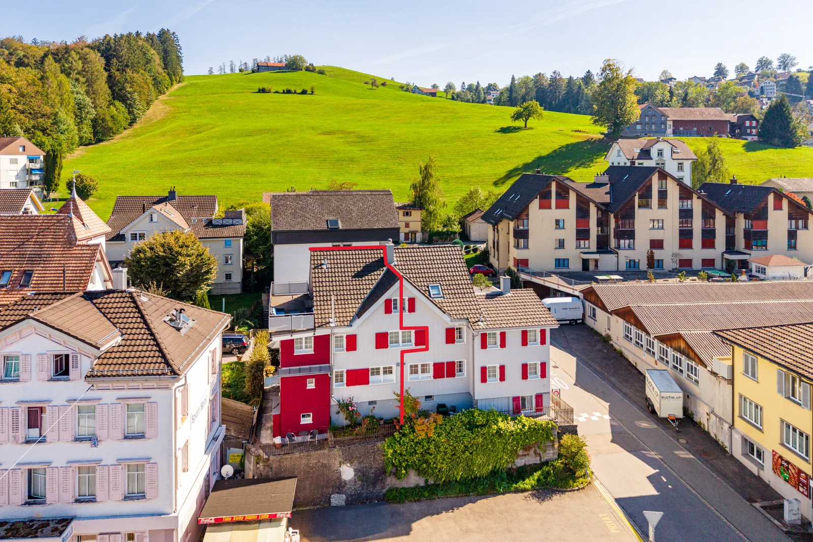 Charmantes 6.5-Zimmer-Doppeleinfamilienhaus in Herisau - 2