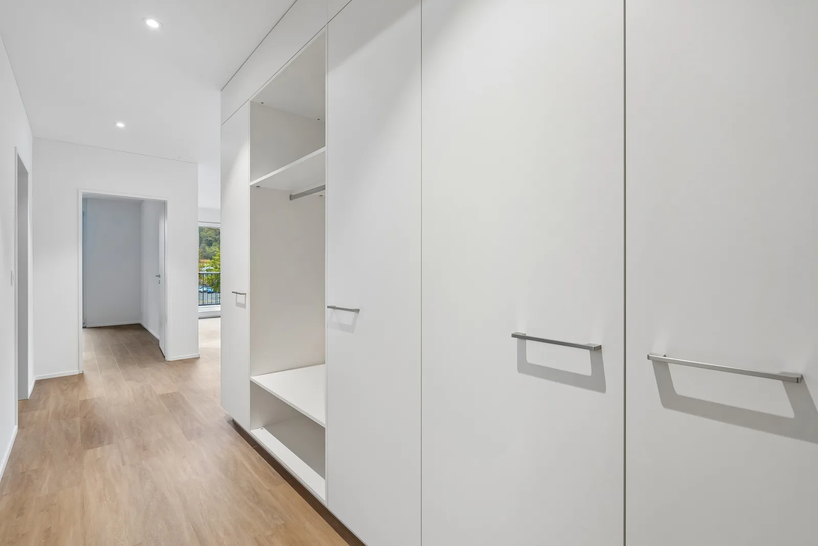 2.5-Zimmer-Wohnung mit 20 m² Balkon, ab sofort bezugsbereit - 2