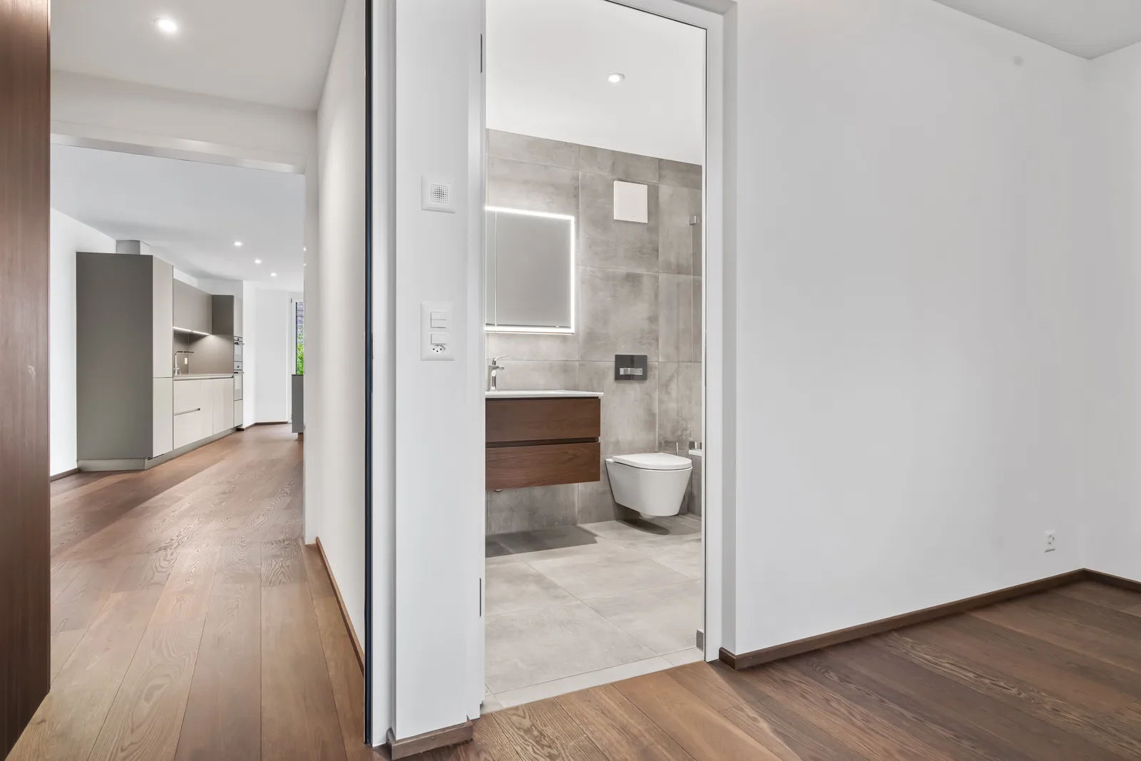 3.5-Zimmer EG-Wohnung mit Sitzplatz in Zürich an ruhiger Lage - 3