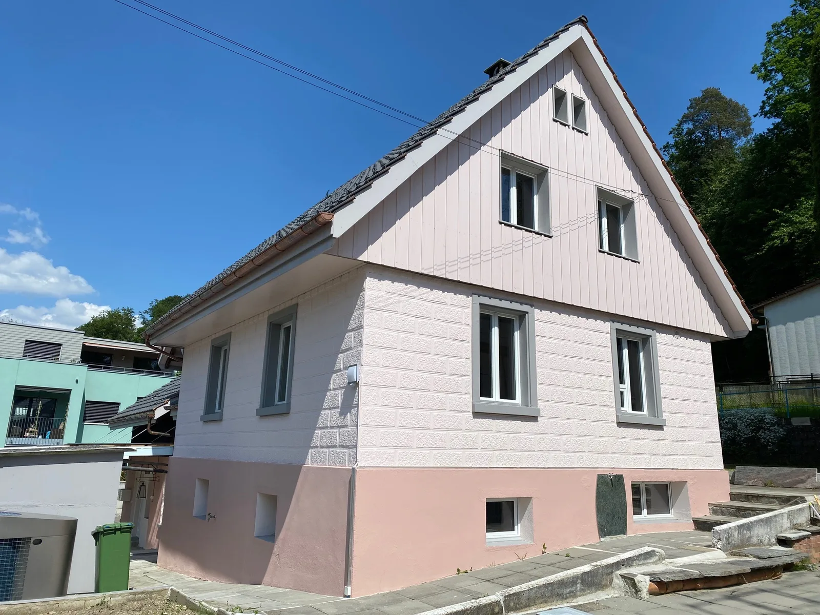 Frisch renovierte 5.5-Zi. Doppelhaushälfte in Kollbrunn mieten - 2