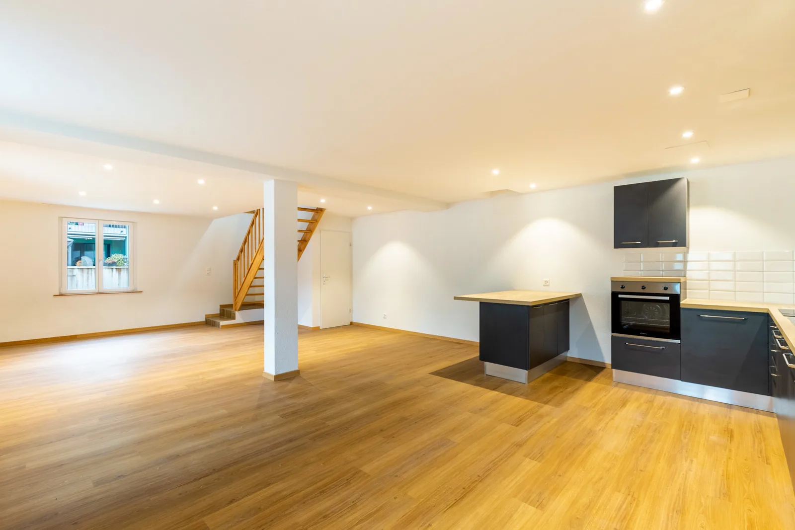 Frisch renoviertes 3.5-Zi.-Doppeleinfamilienhaus in Kollbrunn mieten - 3