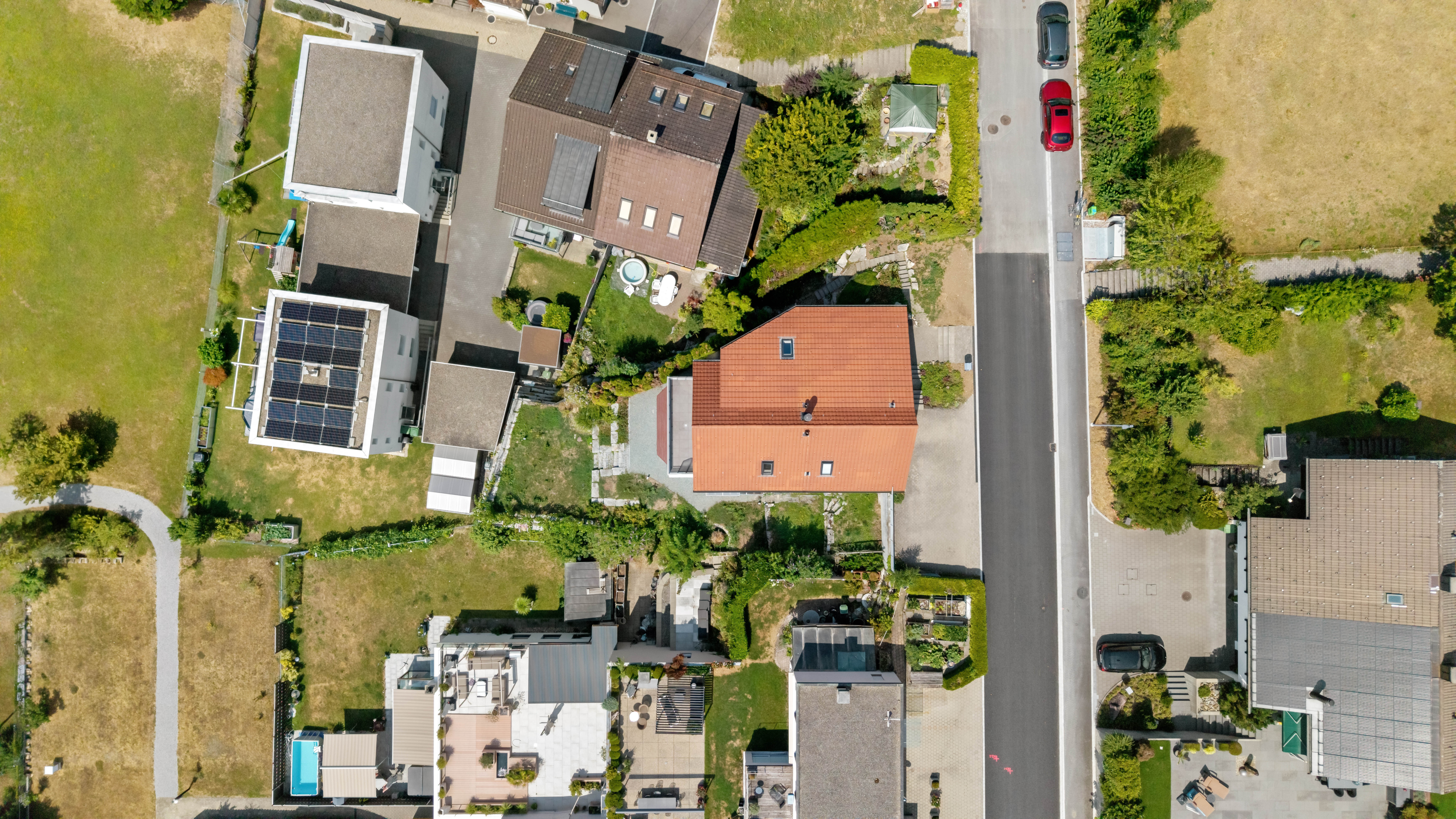 7-Zimmer-Einfamilienhaus mit Einliegerwohnung in Dürnten kaufen - 2