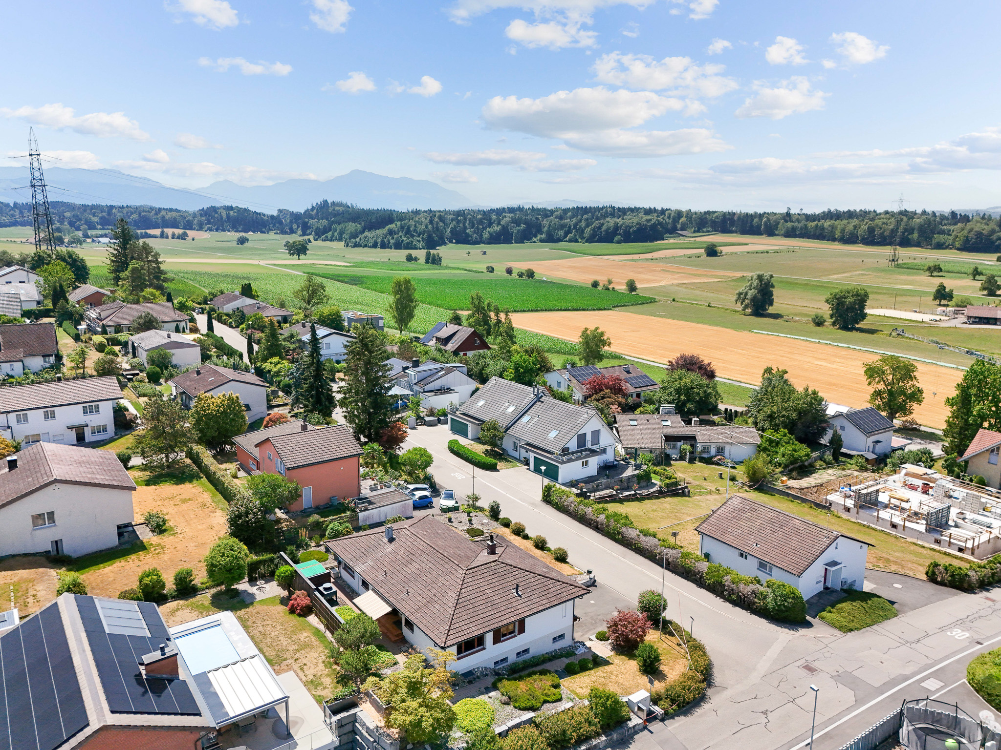 8.5-Zimmer-Einfamilienhaus mit Weitsicht in Obfelden kaufen - 2