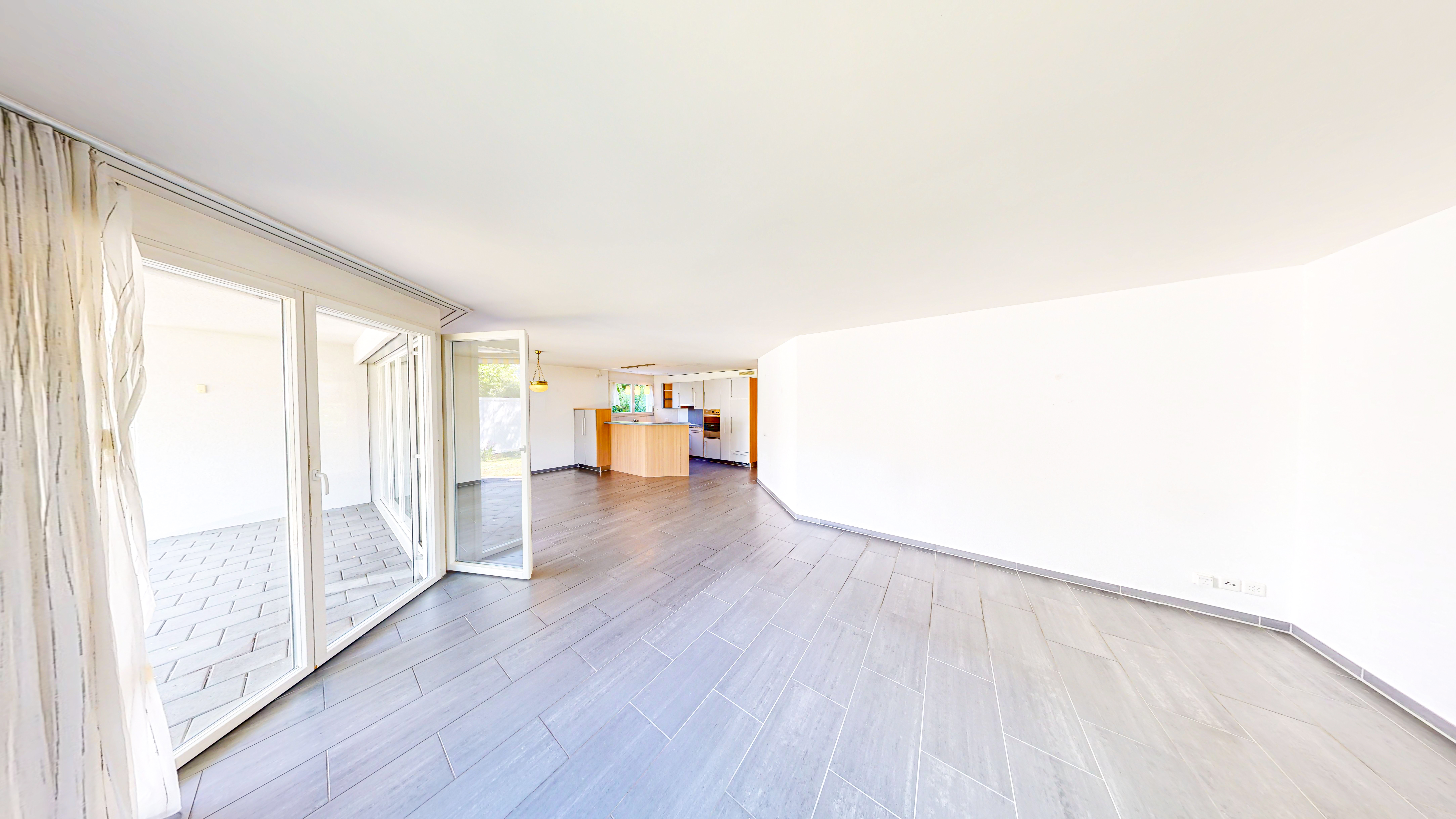 Helle 4.5-Zimmer-Gartenwohnung mit Terrasse in Münsingen zu verkaufen - 3