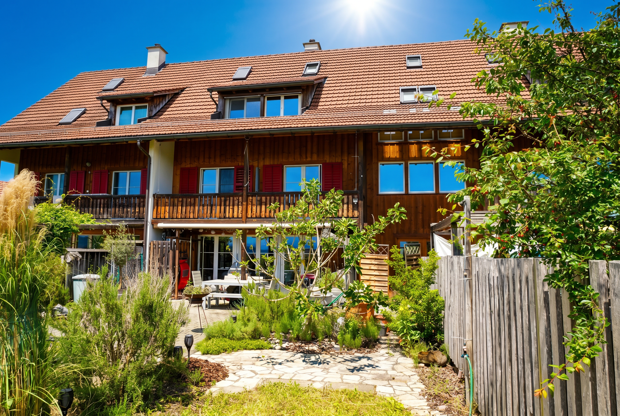 7½-Zimmer-Reihenmittelhaus mit viel Raum auf vier Ebenen - 2