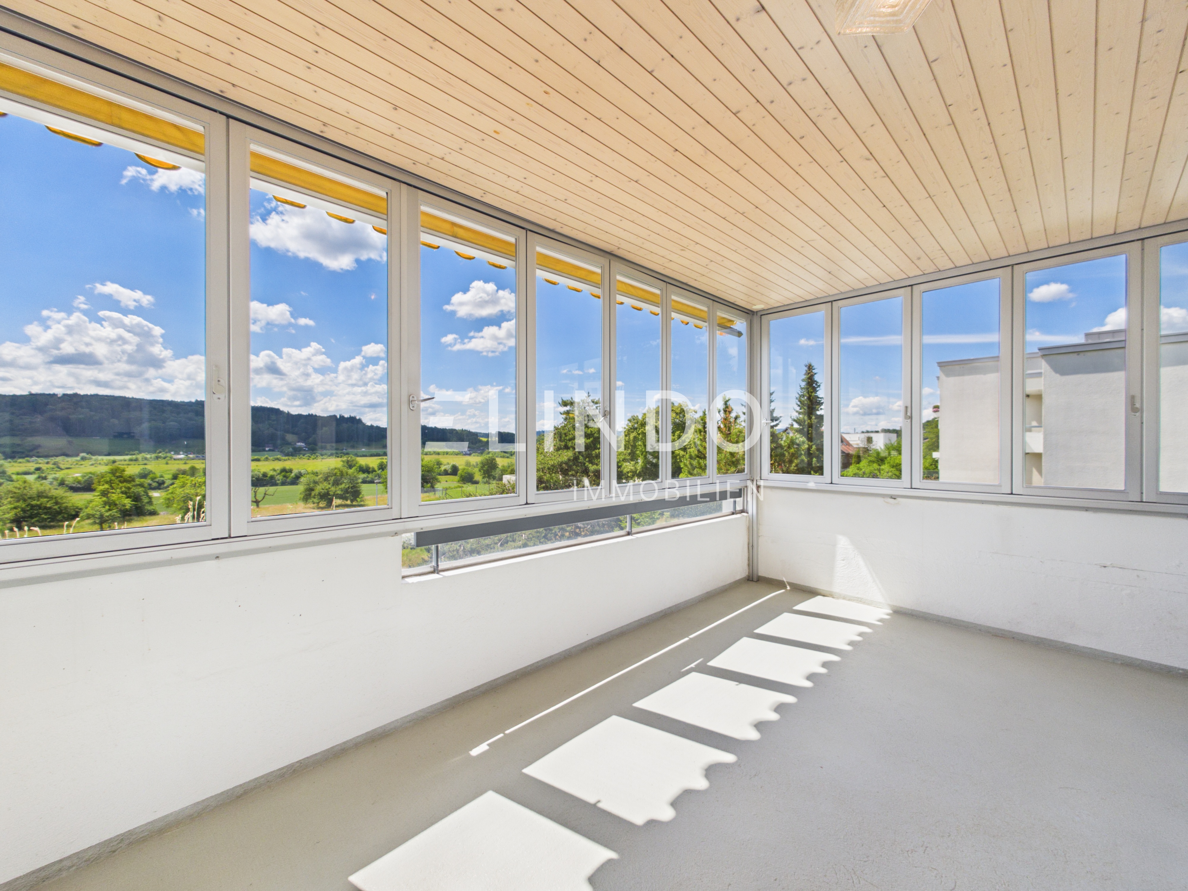 Lichtdurchflutete 5.5-Zimmer-Eigentumswohnung mit Wintergarten in begehrter Wohnlage von Wettswil am Albis - 3