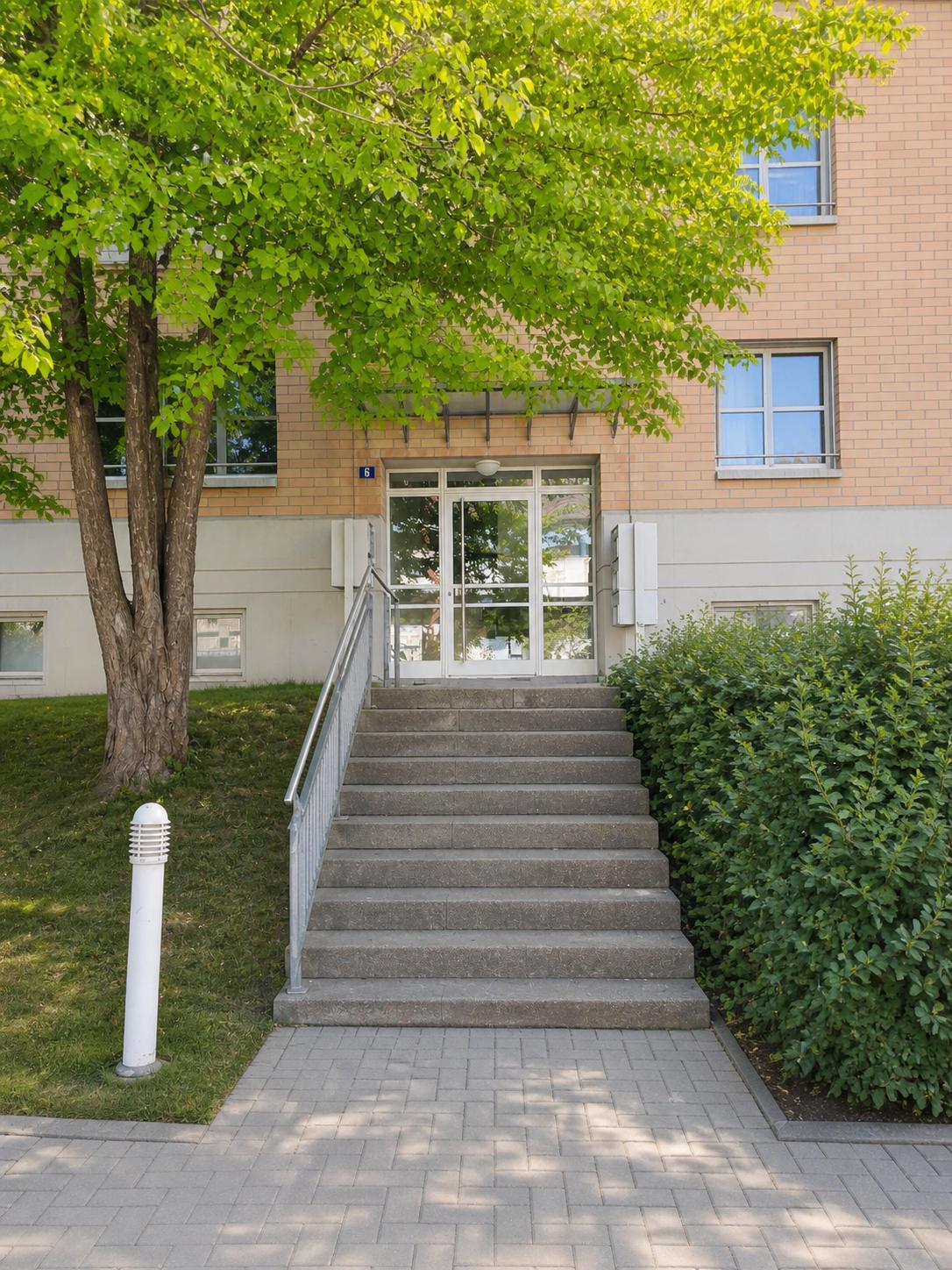 Exklusive Attika-3.5-Zimmer-Wohnung mit Cheminée in Winterthur Seen - 2