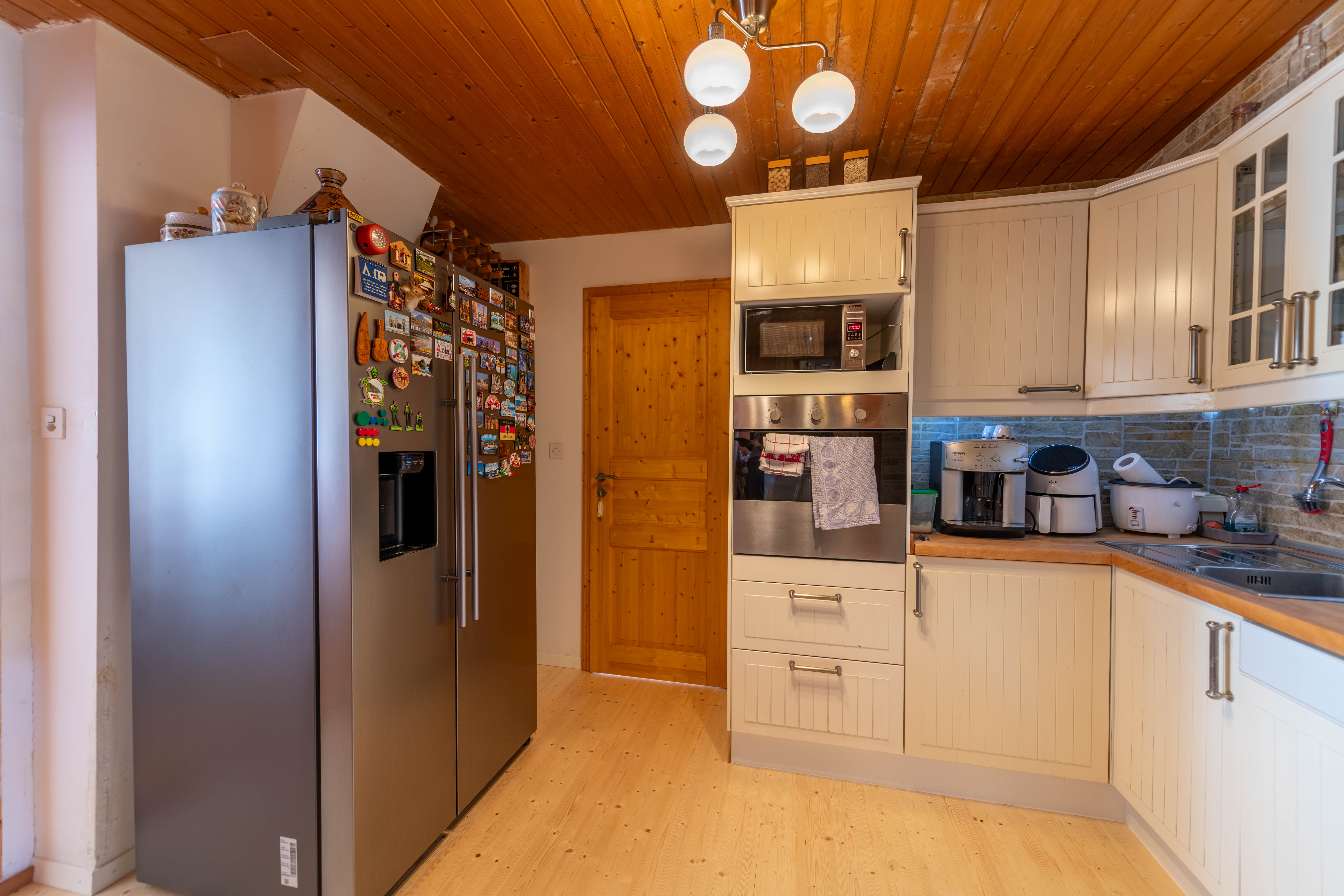 Zentrale Lage - vermieten, Gewerbe, bewohnen - 3
