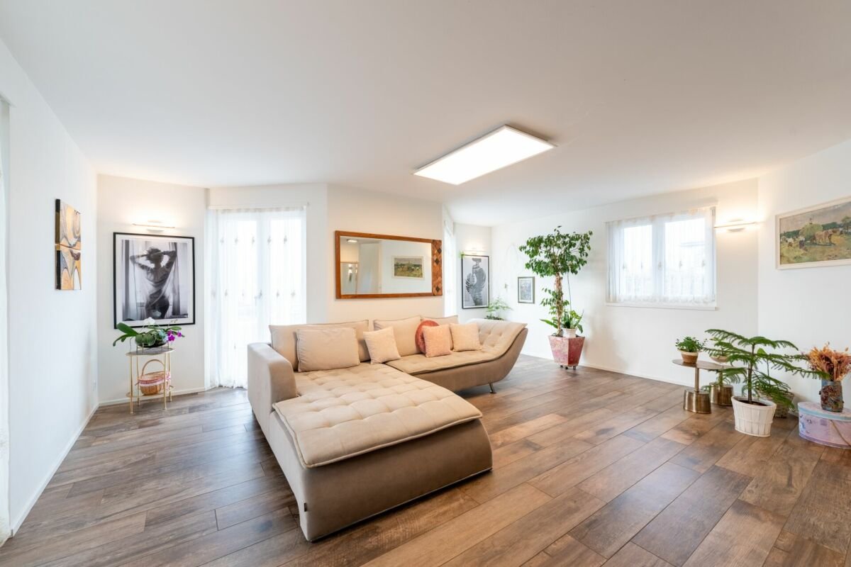 Grosszügiges 6.5-Zimmer Einfamilienhaus mit Einliegerwohnung - modernisiert - 3