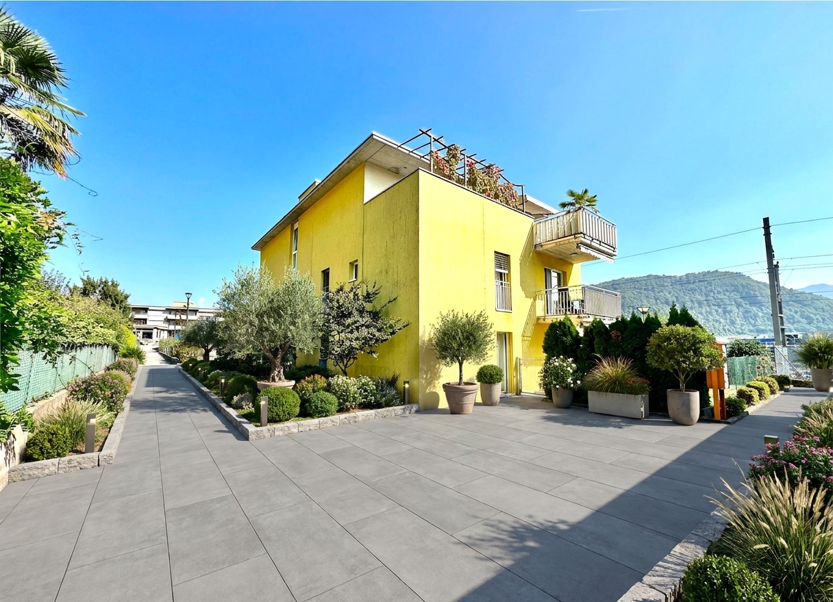 Agno: 2.5 locali luminosi con balcone - 2