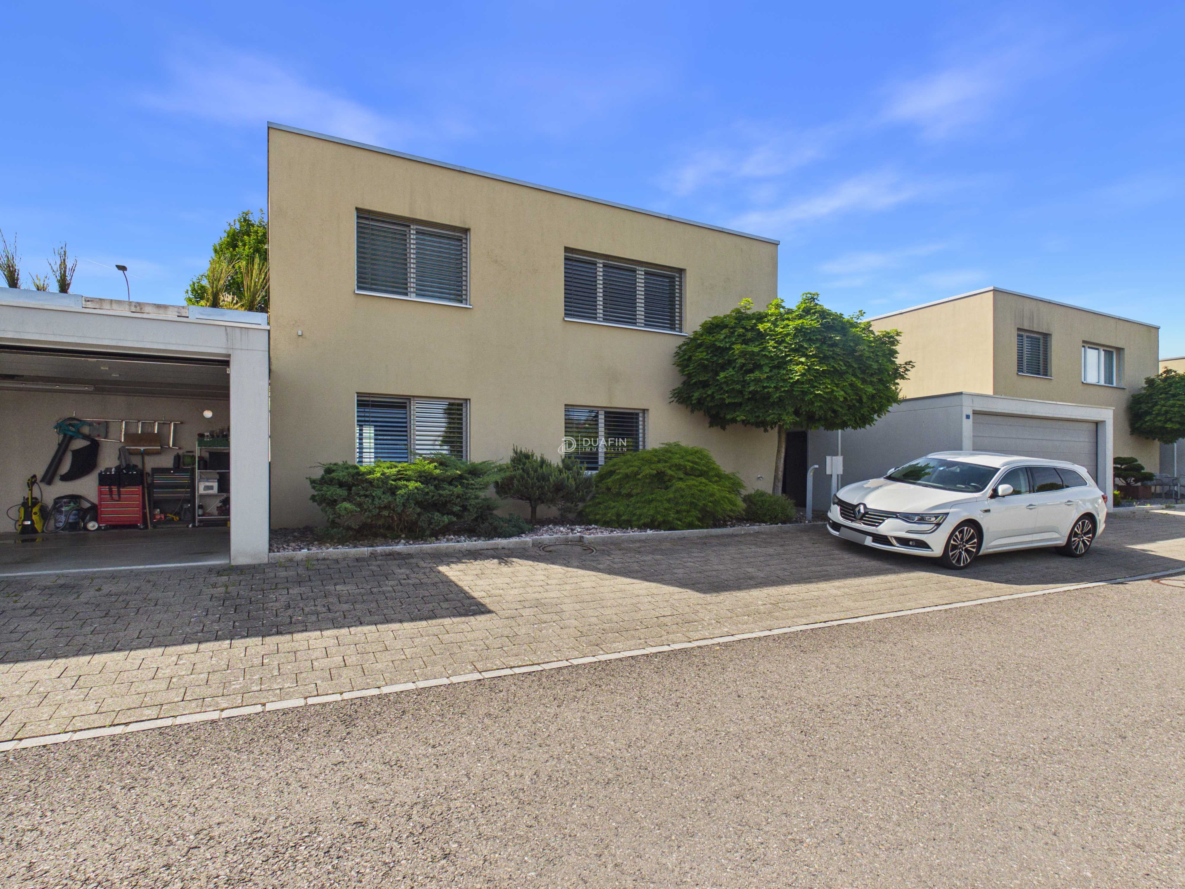 5.5-Zimmer-EFH mit Garten - modern und zentral in Stetten - 2