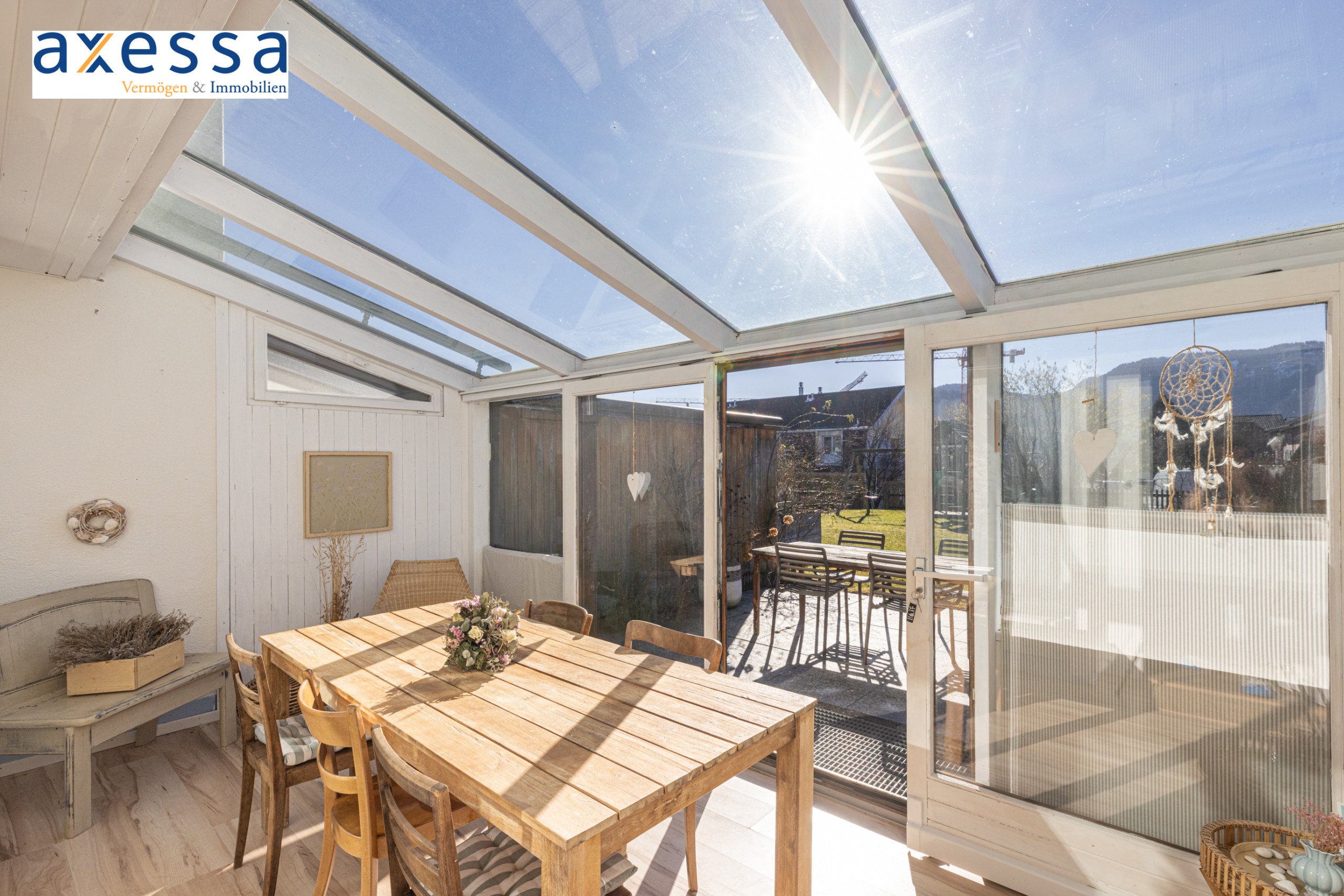 5.5-Zi. Eck-Reihenhaus mit Wintergarten in Unterägeri - kaufen - 3