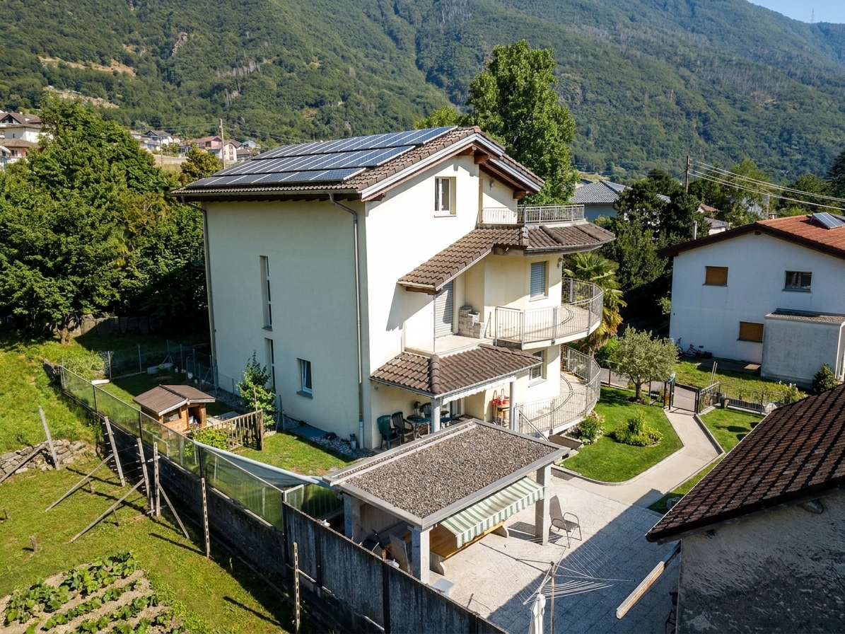 Casa unifamiliare 6.5 locali con terrazze e giardino a Claro - 2