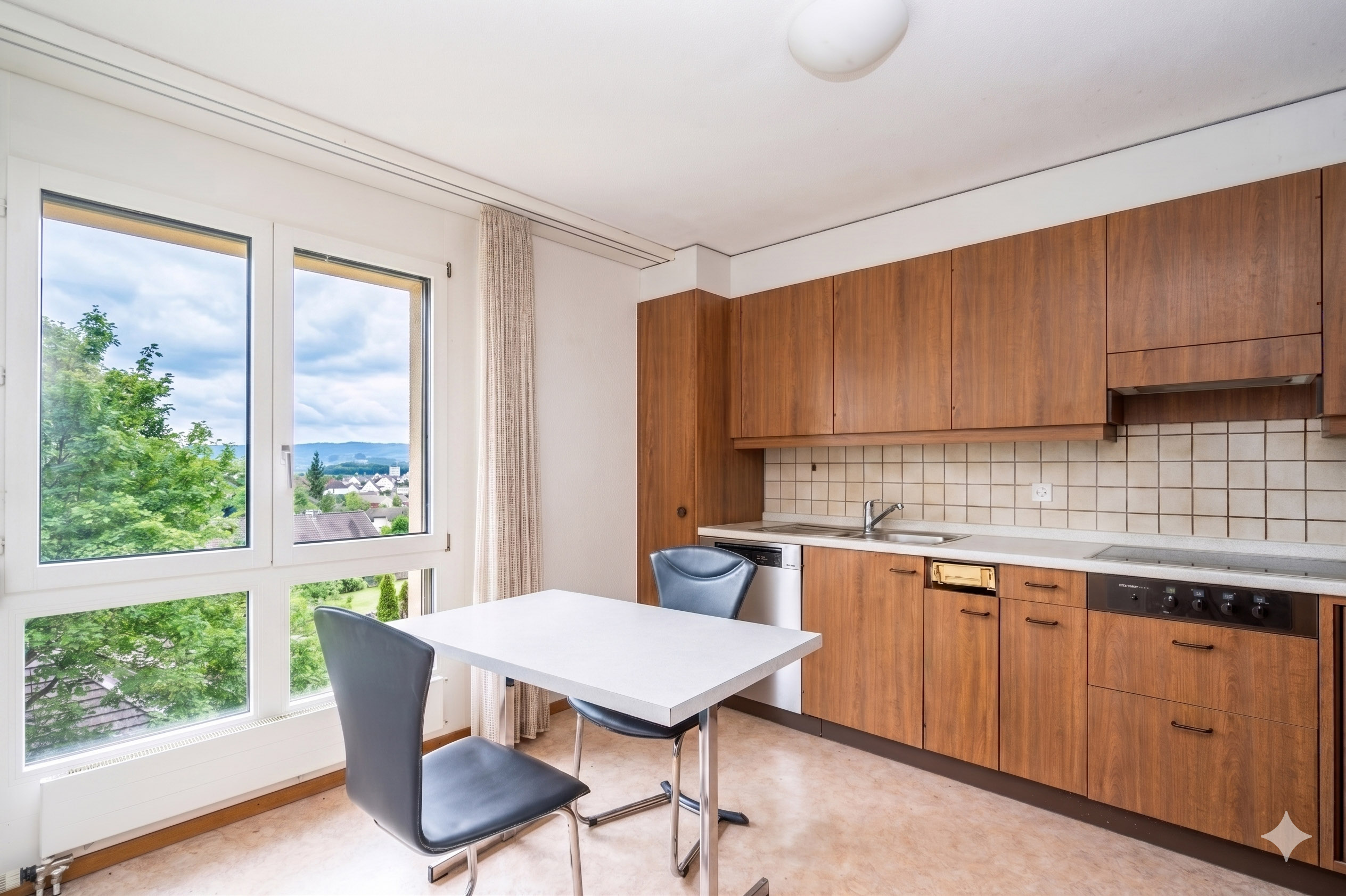 Helle 4.5-Zimmer-Wohnung mit Einstellplatz in Bolligen - 2