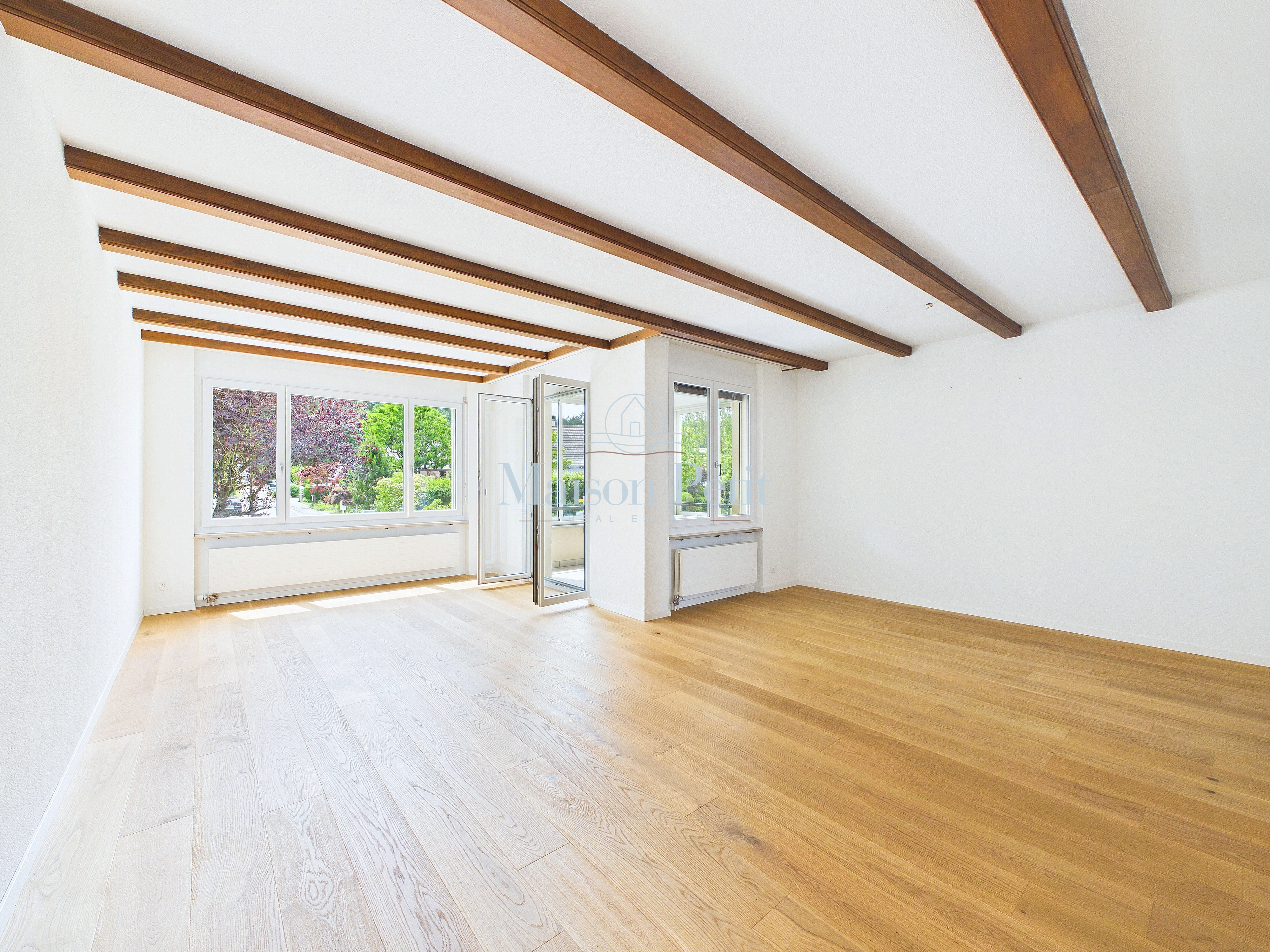 3,5 Zimmer Wohnung mit Charakterkante in Ebmatingen - 2
