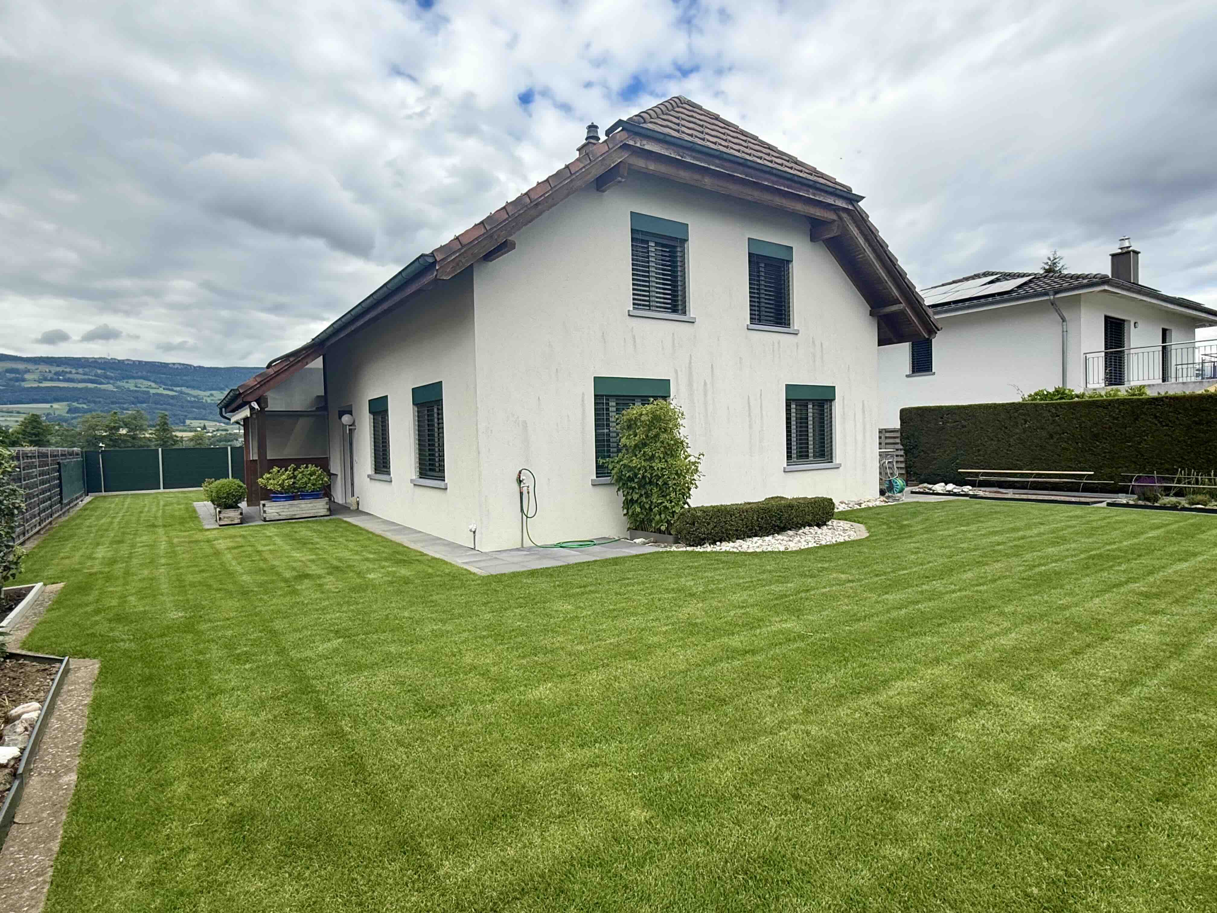 6.5-Zi. Einfamilienhaus mit Sauna & Garten in Deitingen - 1