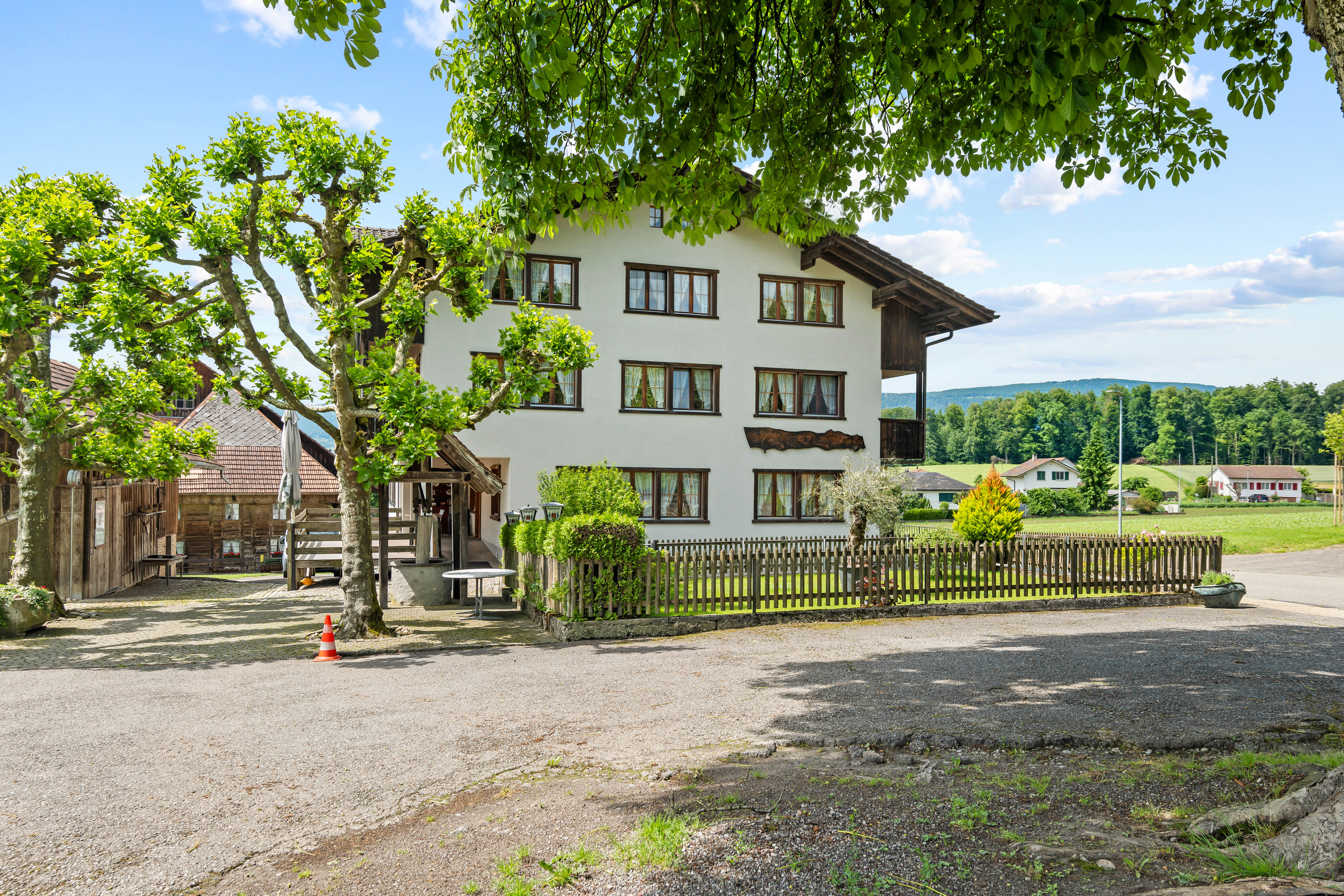 Mehrfamilienhaus mit zusätzlichem Bauland - 3