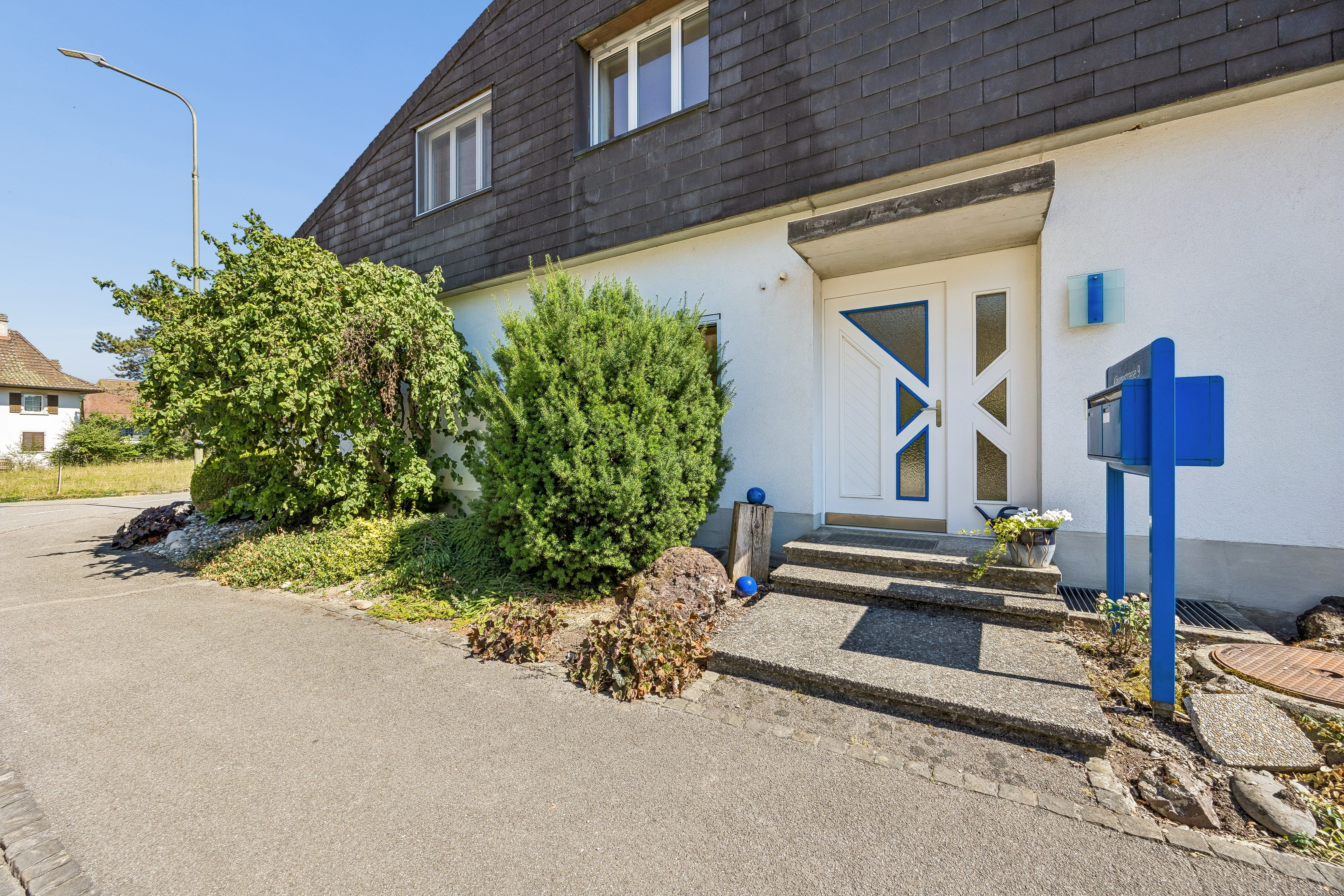 Grosses Wohn- und Geschäftshaus mit Garten in Roggwil kaufen - 2