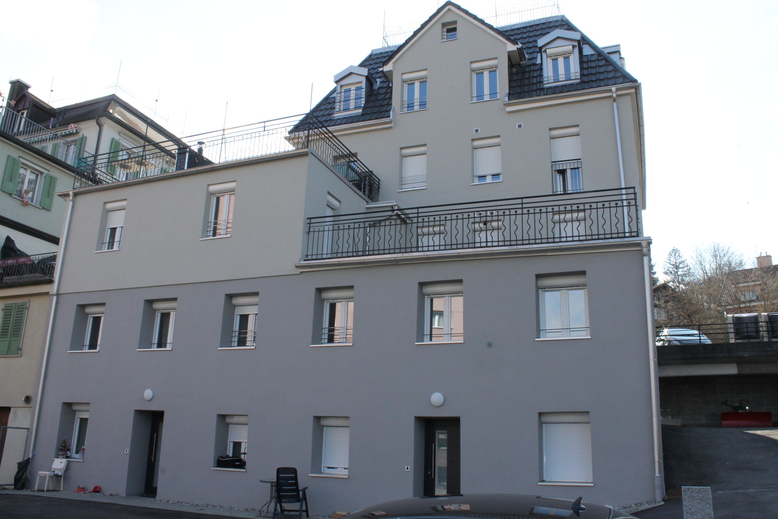 Neuwertiges Mehrfamilienhaus mit 9 Einheiten in Wittenbach kaufen - 2