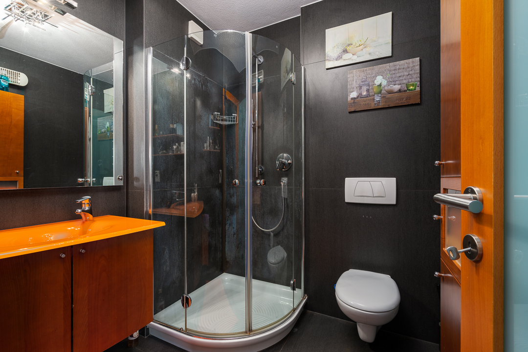 Villa 5.5 locali con vista e giardino a Davesco-Soragno - 3