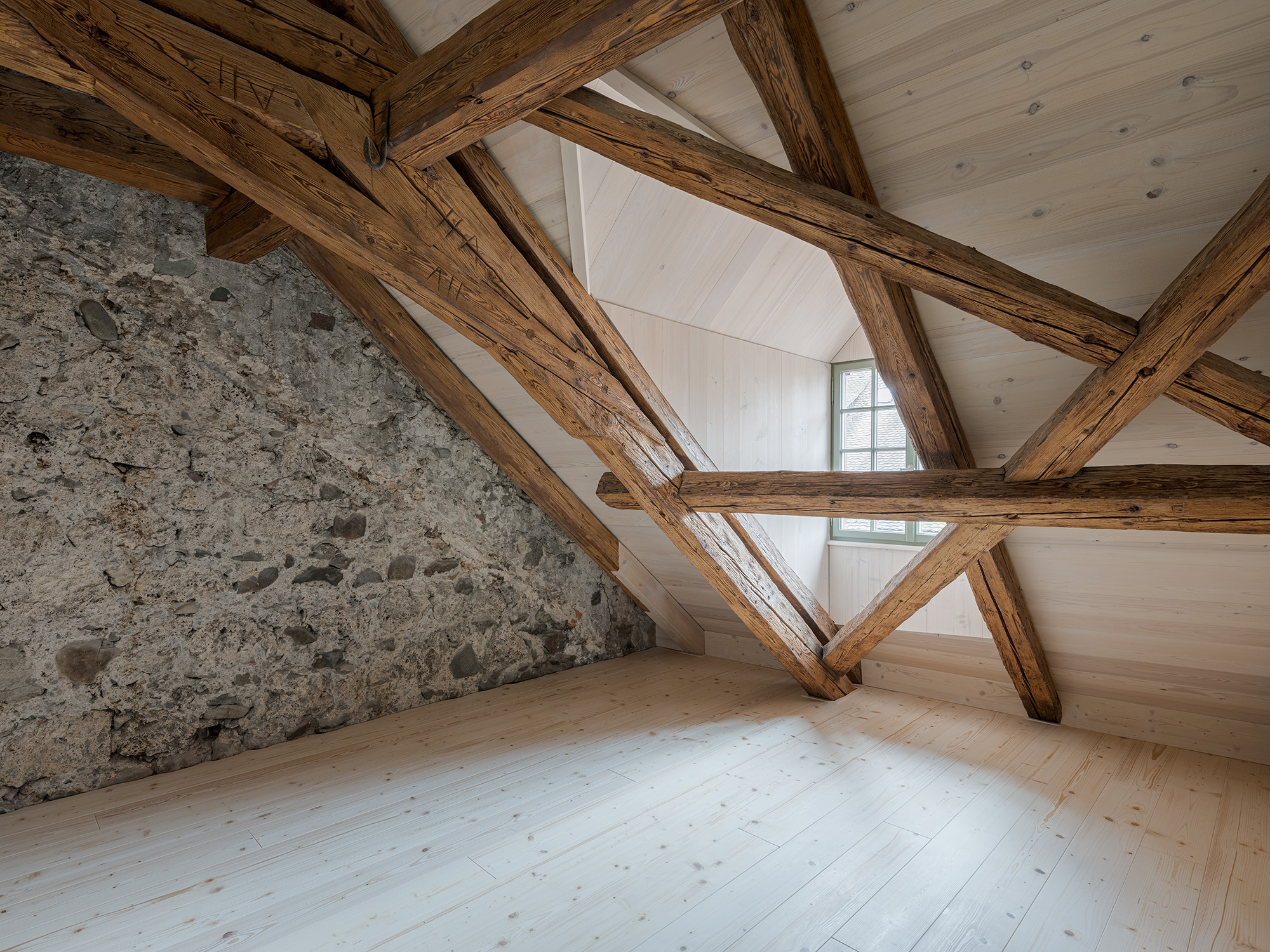 3.5-Zimmer-Maisonette mit Loggia in Bremgarten mieten - 2