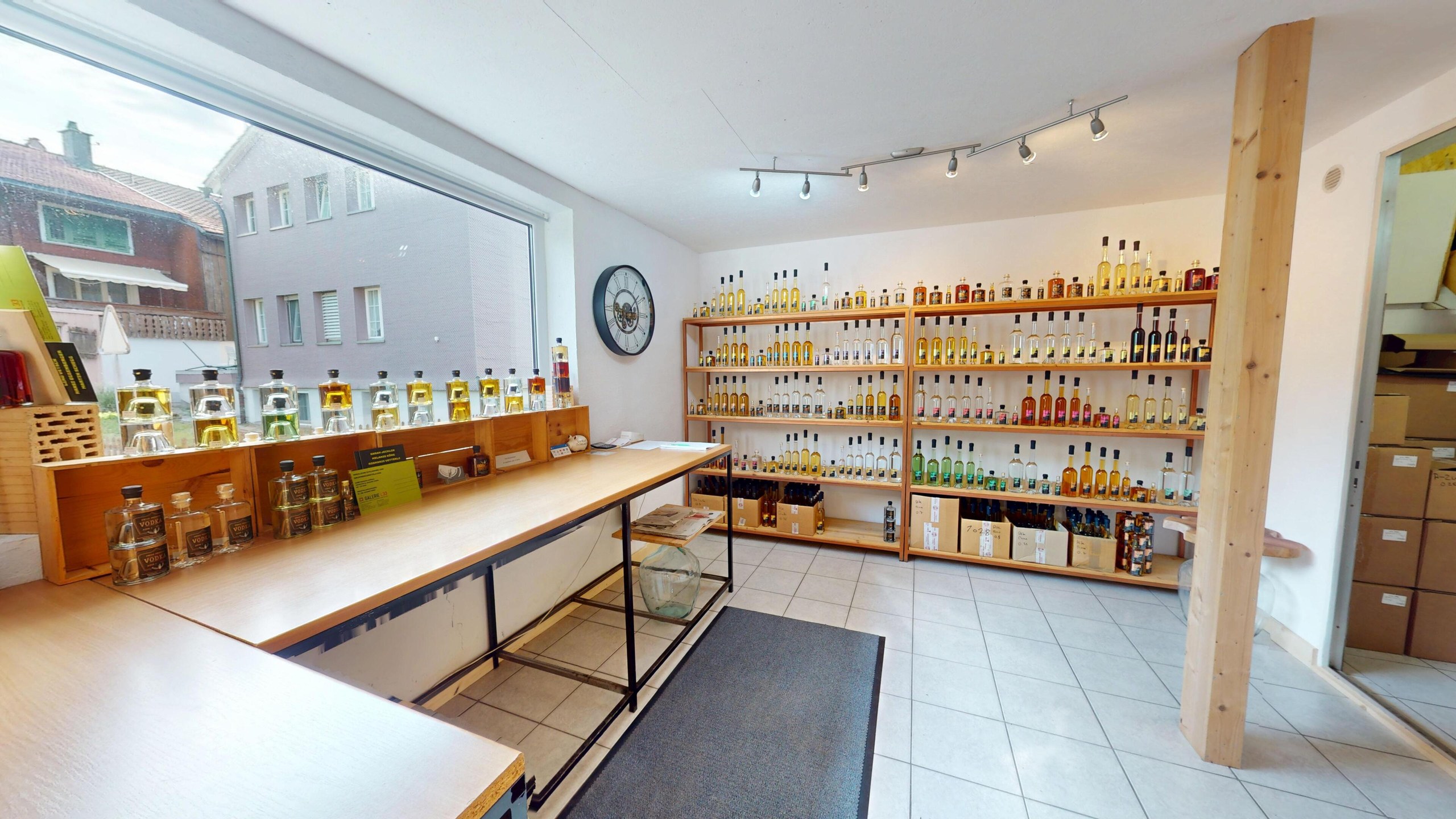 Gewerbehaus mit Shop, Lager und Garten in Gams kaufen - 3