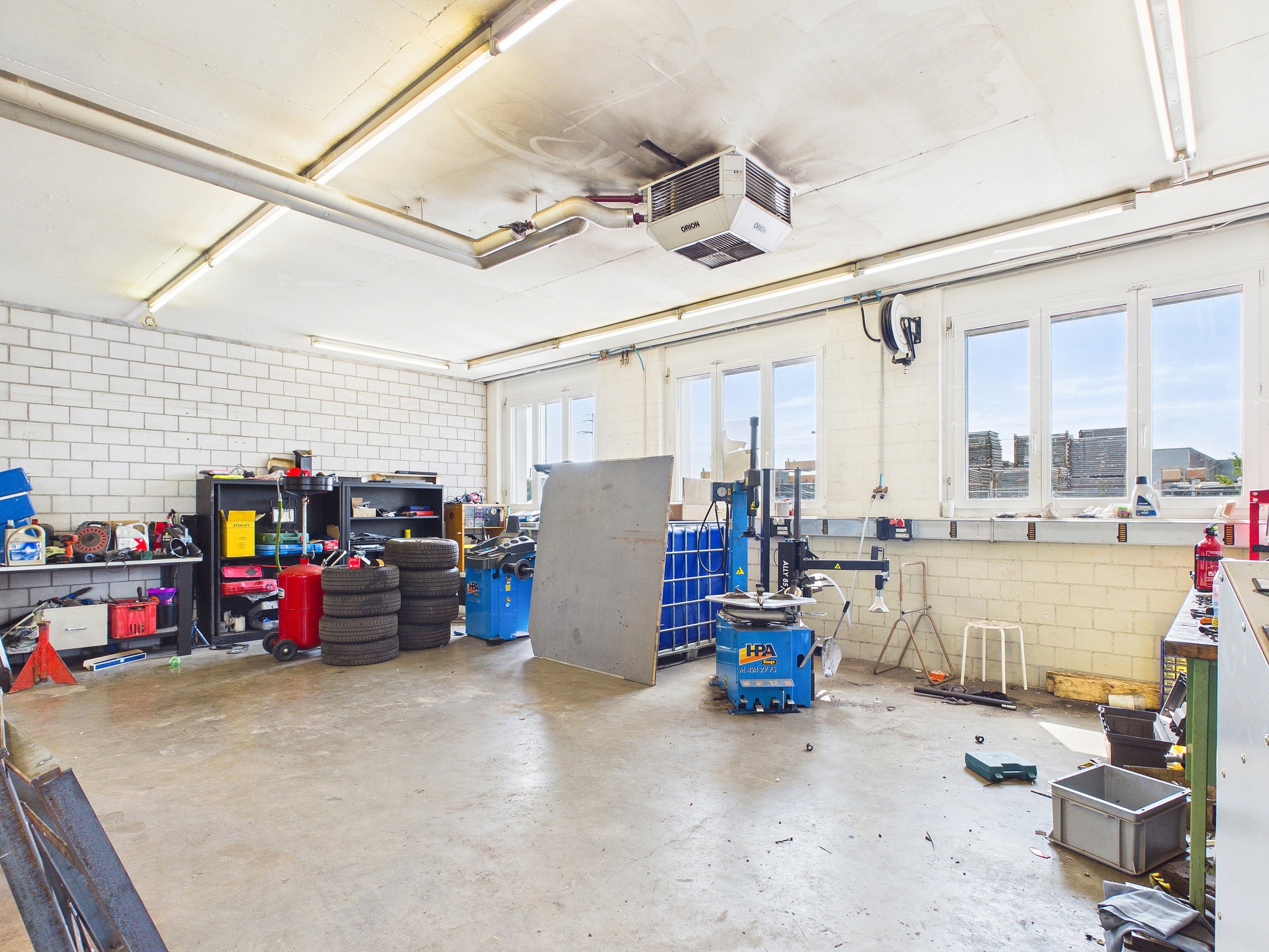 Vielseitige Werkstatt mit 350 m² in Rafz mieten - 3