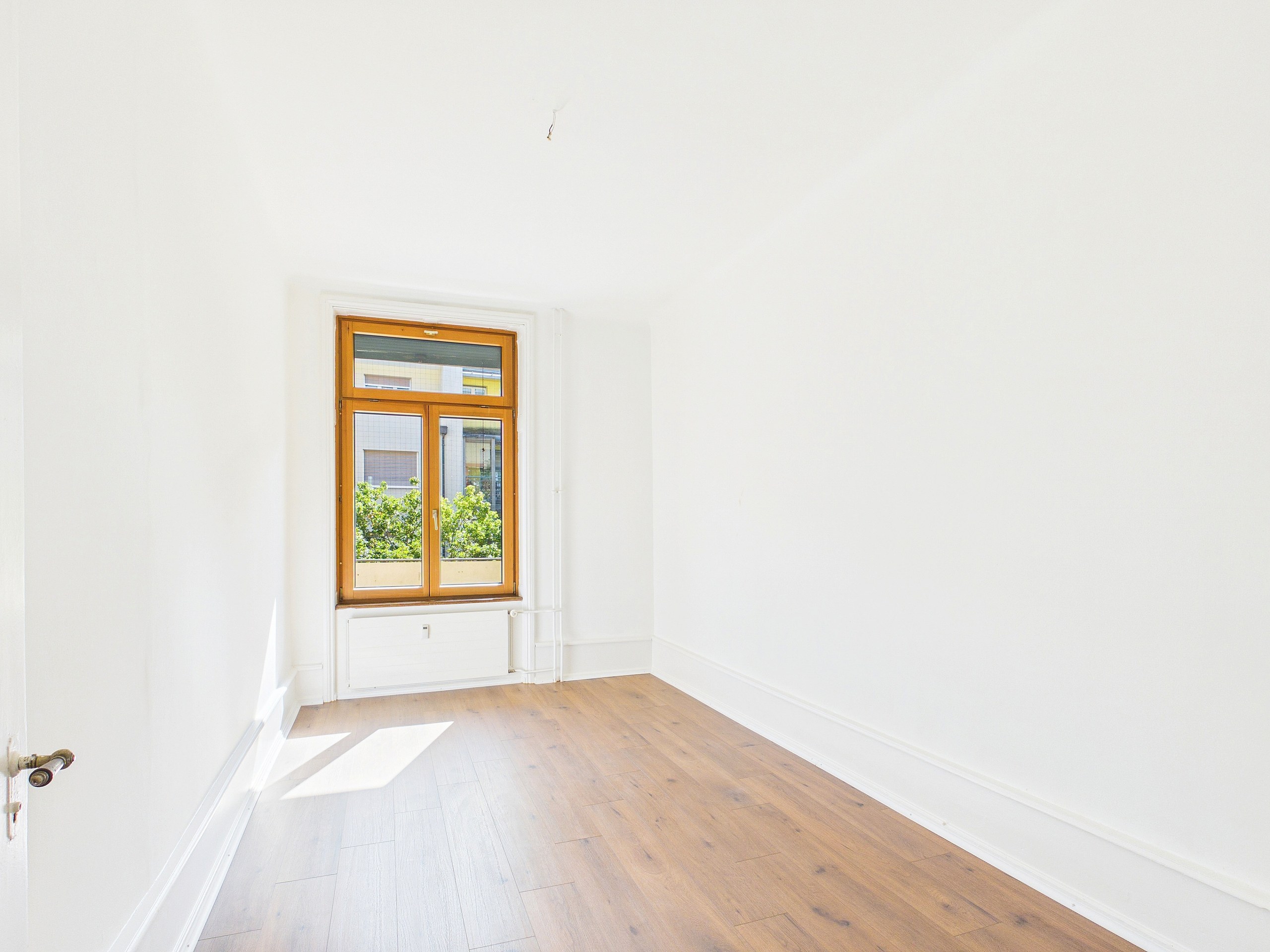 Mehrfamilienhaus mit 9 Wohnungen und 2 Gastrobetrieben in Basel kaufen - zentrale Lage - 3