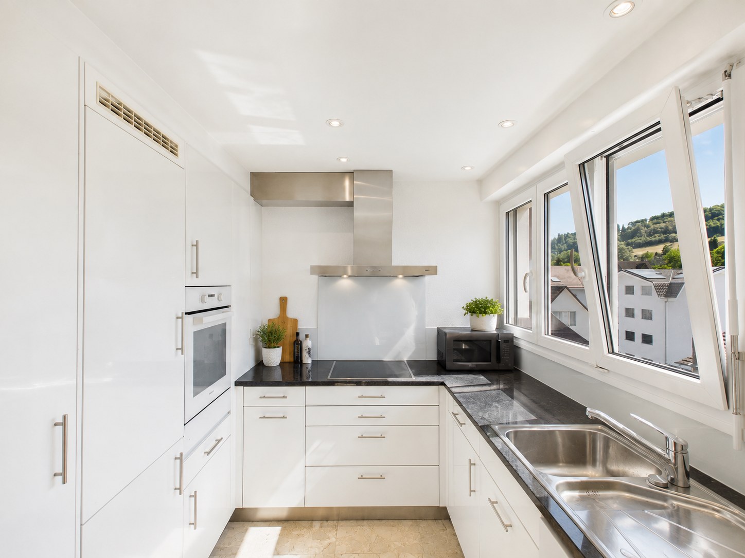 Helle 4.5-Zimmer-Dachwohnung mit Balkon in Frenkendorf mieten - 2