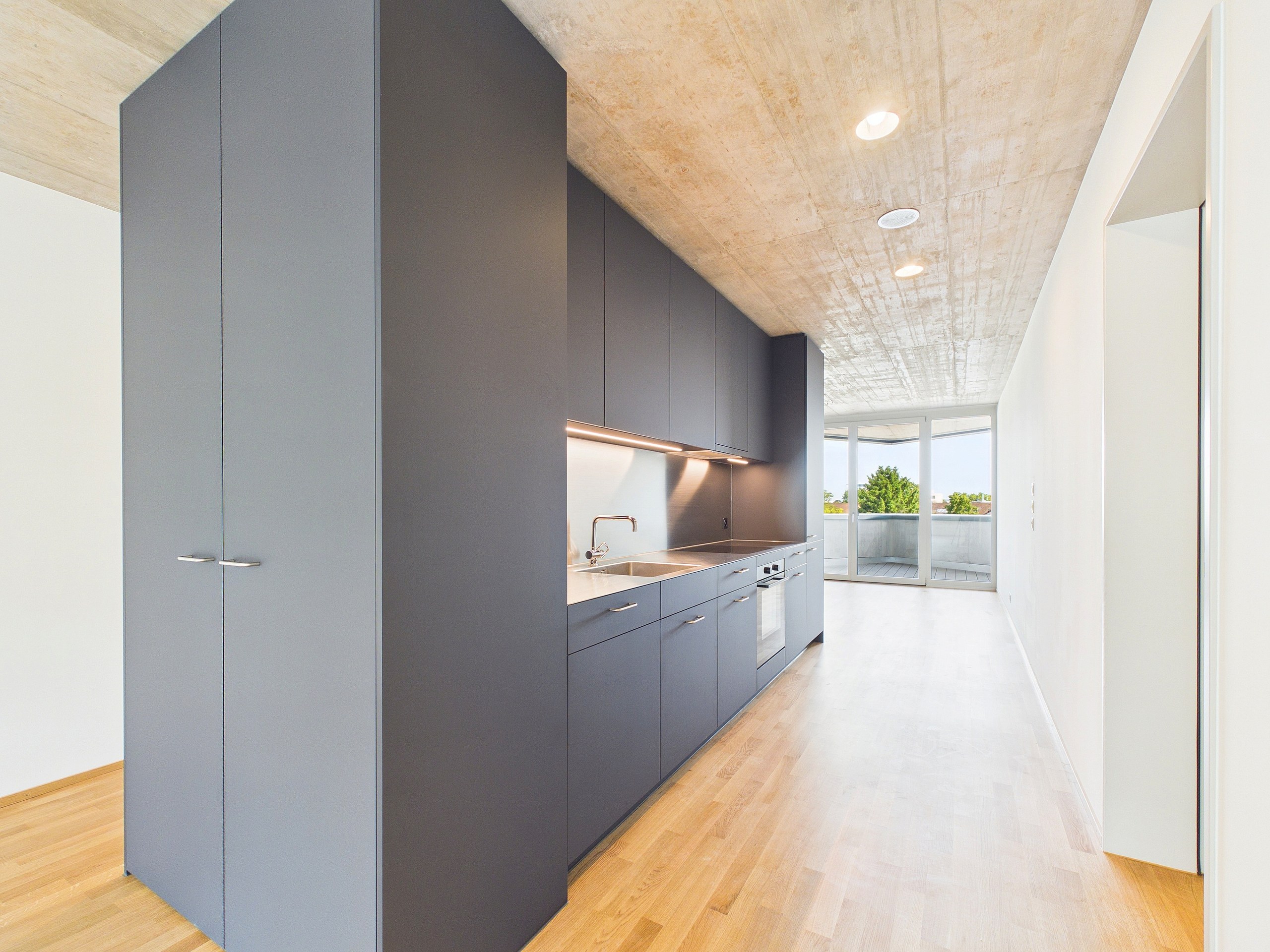 Moderne 2-Zimmer-Wohnung mit Balkon in Basel mieten - 2