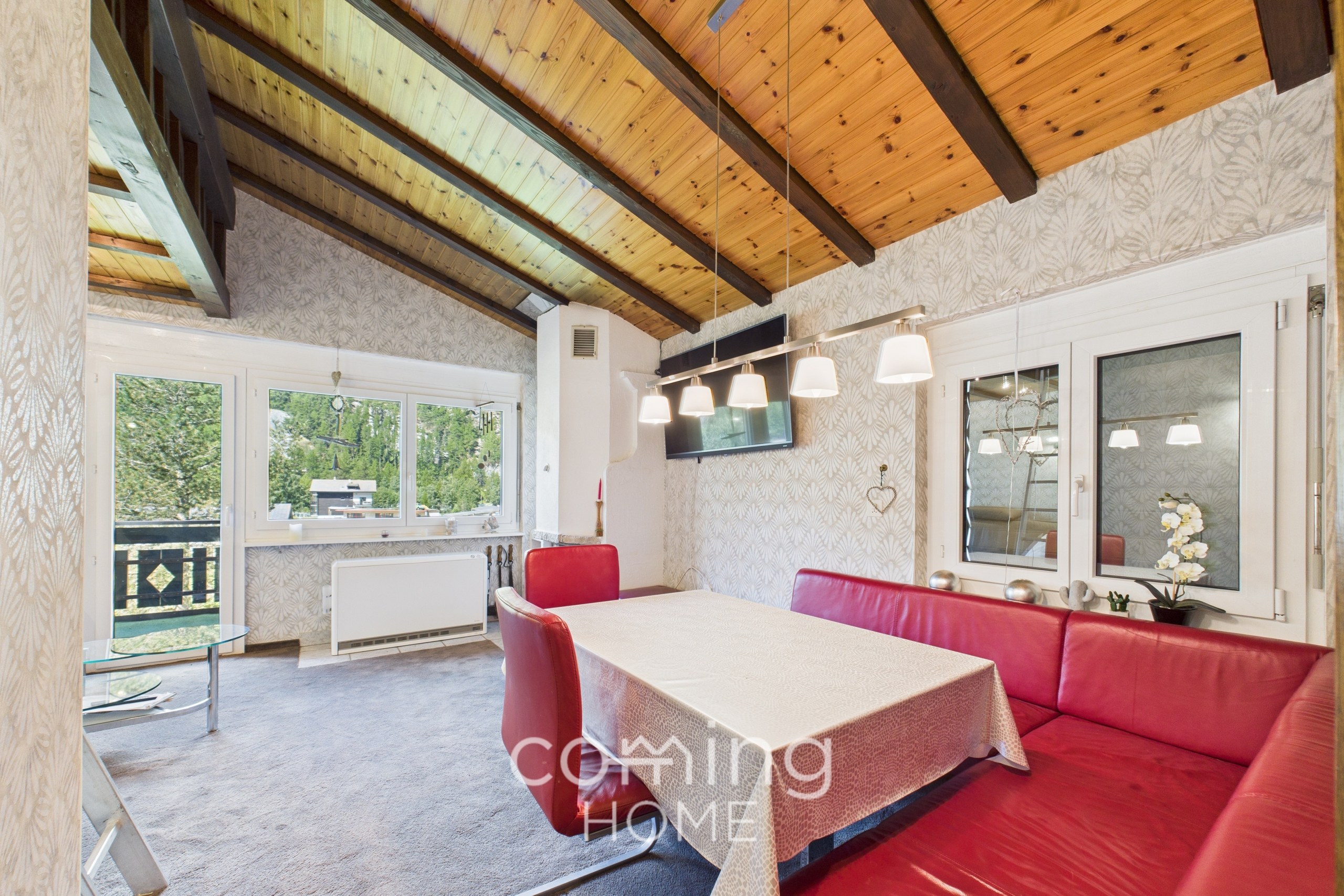 2.5-Zimmer-Wohnung mit Cheminée und Balkon in Saas-Grund kaufen - 3
