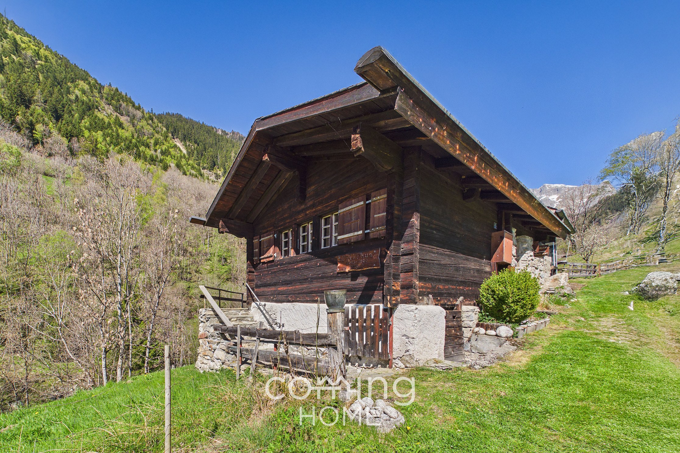 Charmantes Chalet mit Nebengebäude im idyllischen Fieschertal - 2