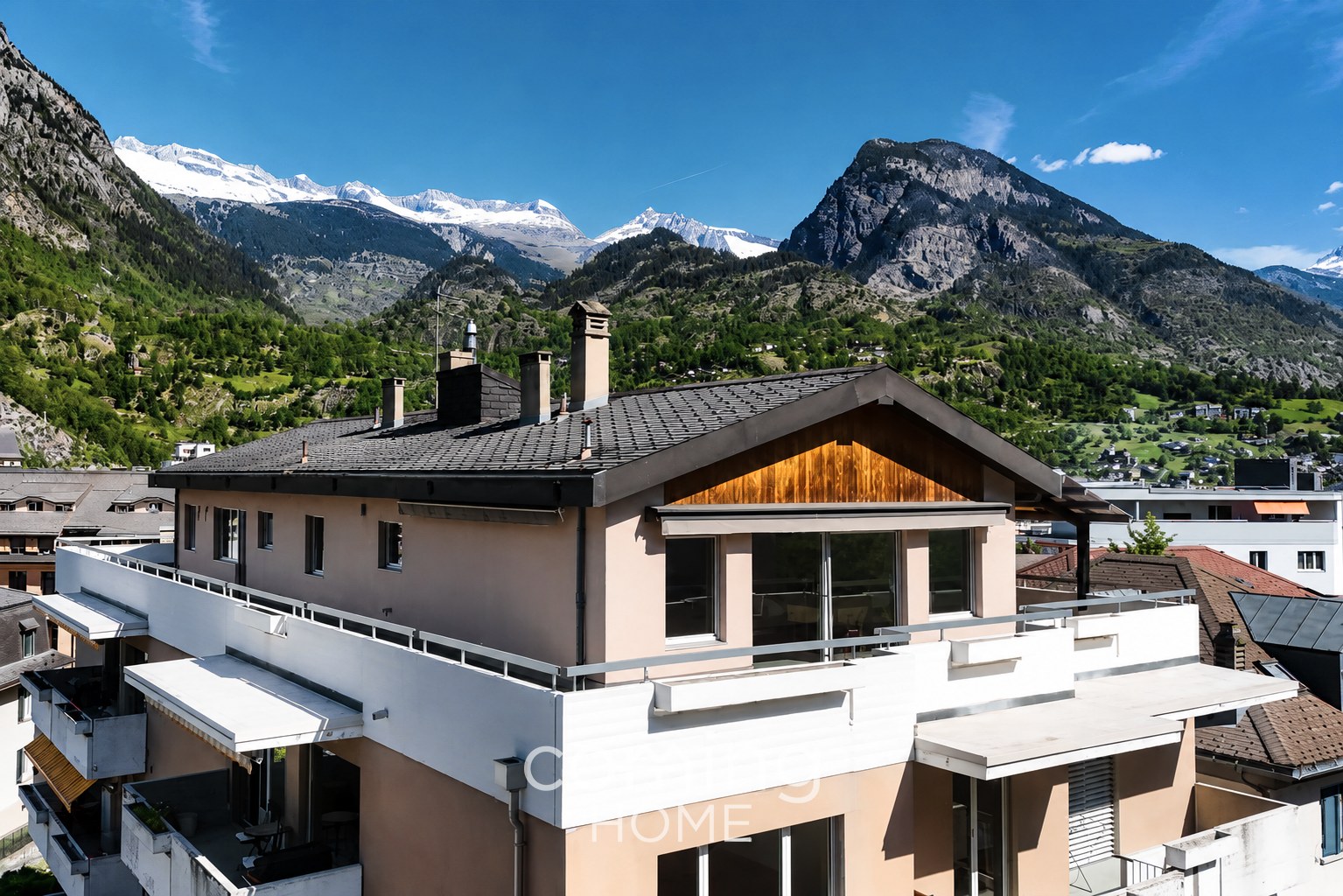 Traumhafte Attika mit Panorama-Bergsicht – Ihre 5.5-Zimmerwohnung über den Dächern von Brig-Glis - 2