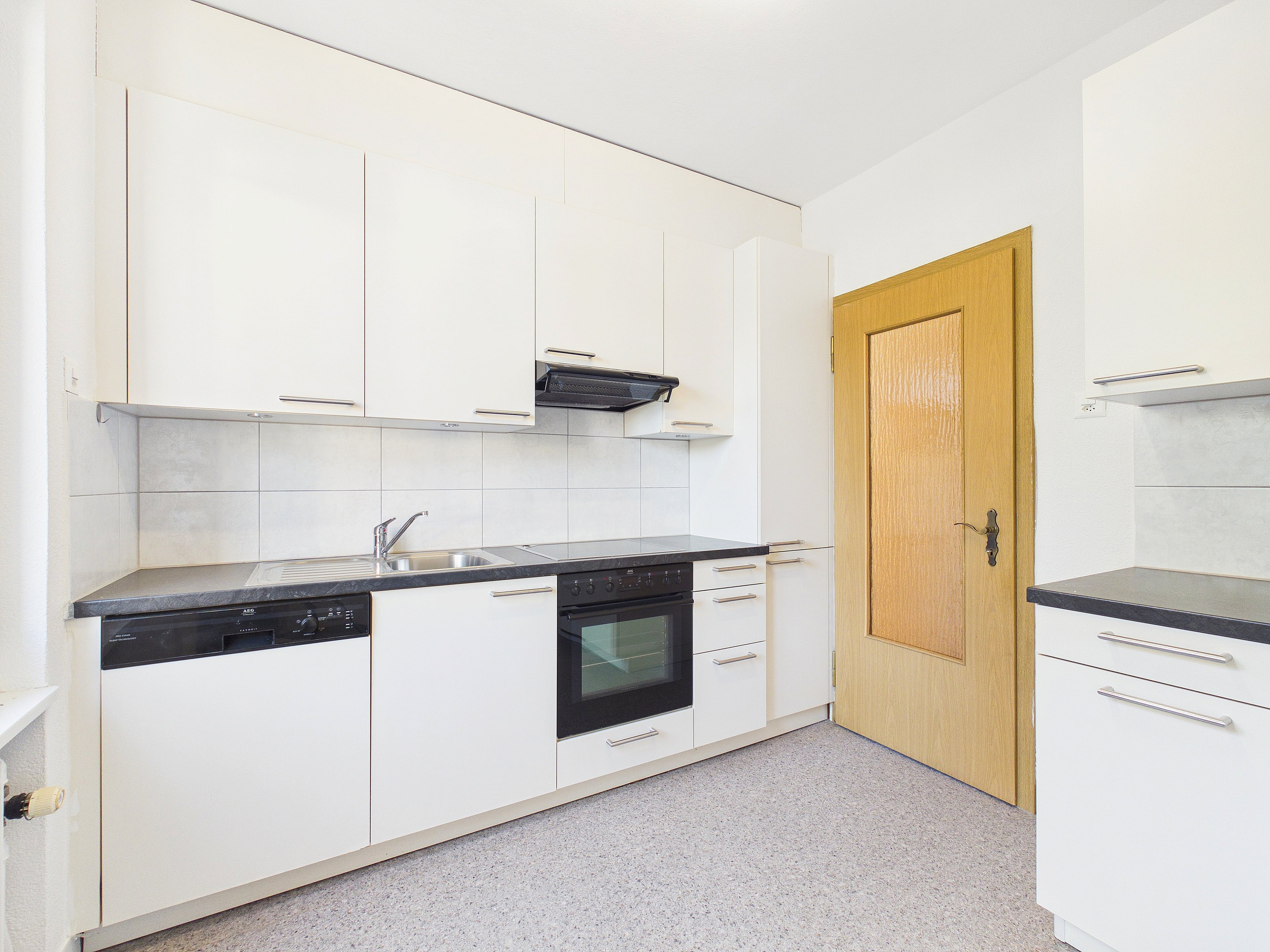 Helle 3.5-Zimmer-Gartenwohnung mit Terrasse  - 2