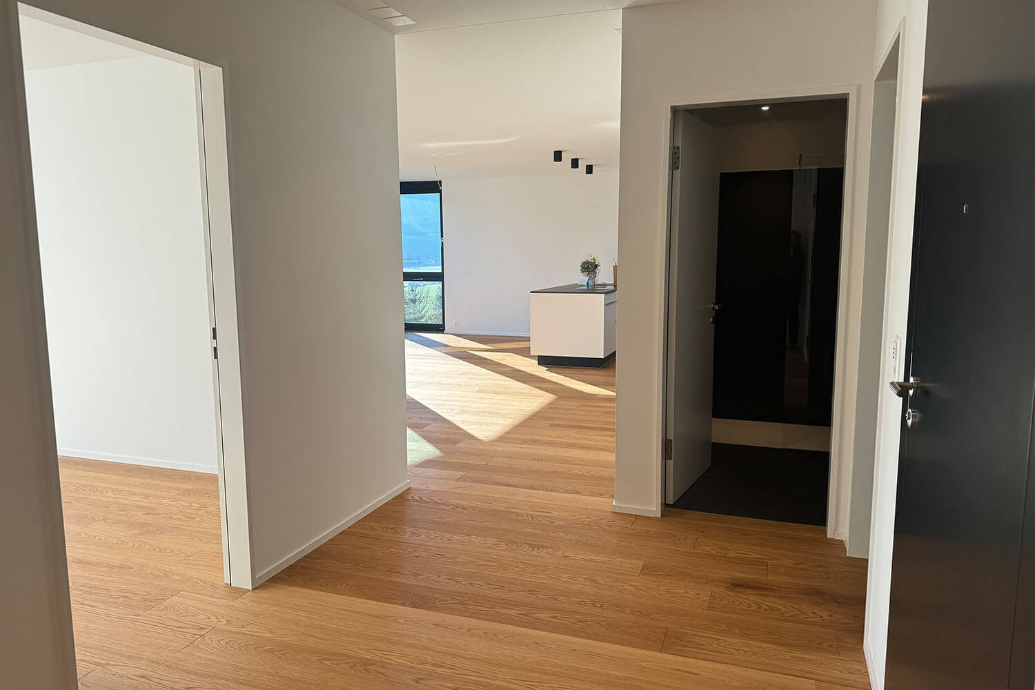 4.5-Zimmerwohnung mit beeindruckender See- und Bergsicht in Ennetbürgen – befristet auf 3 Jahre - 2