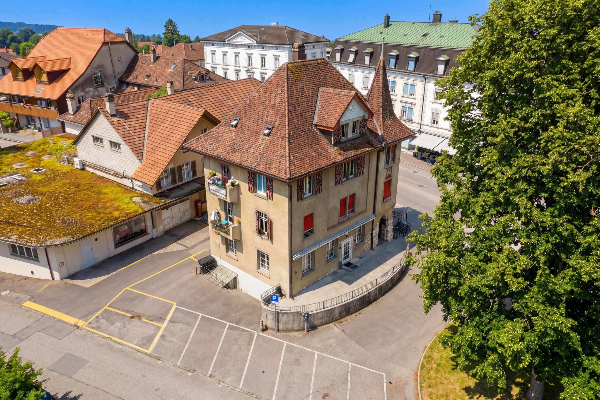 Mehrfamilienhaus mit 3 Einheiten und einem Restaurant im Zentrum von Nidau - 2