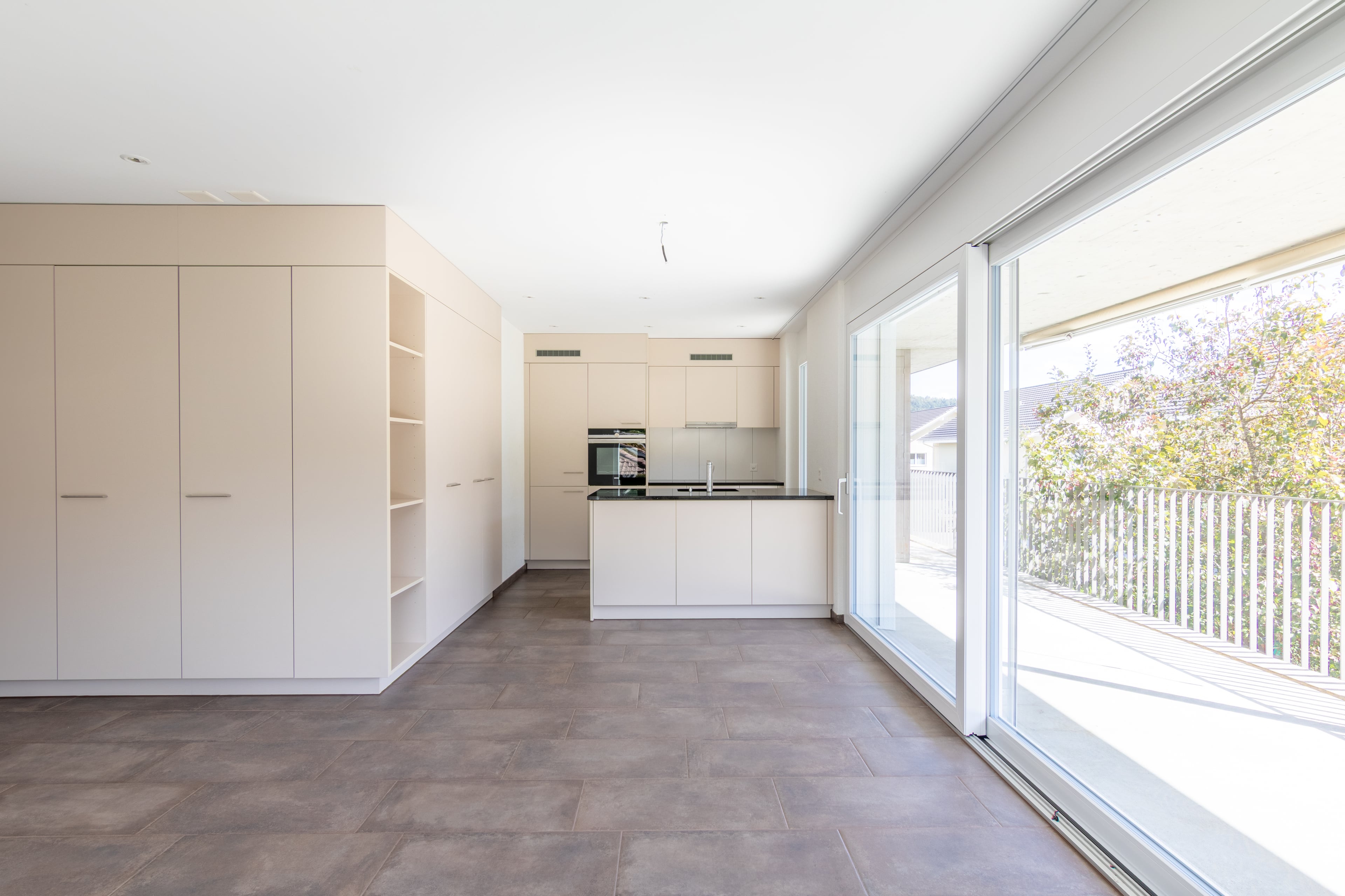 Moderne 4.5-Zimmer-Wohnung im 1. OG mit Balkon, Staffelbach - 3