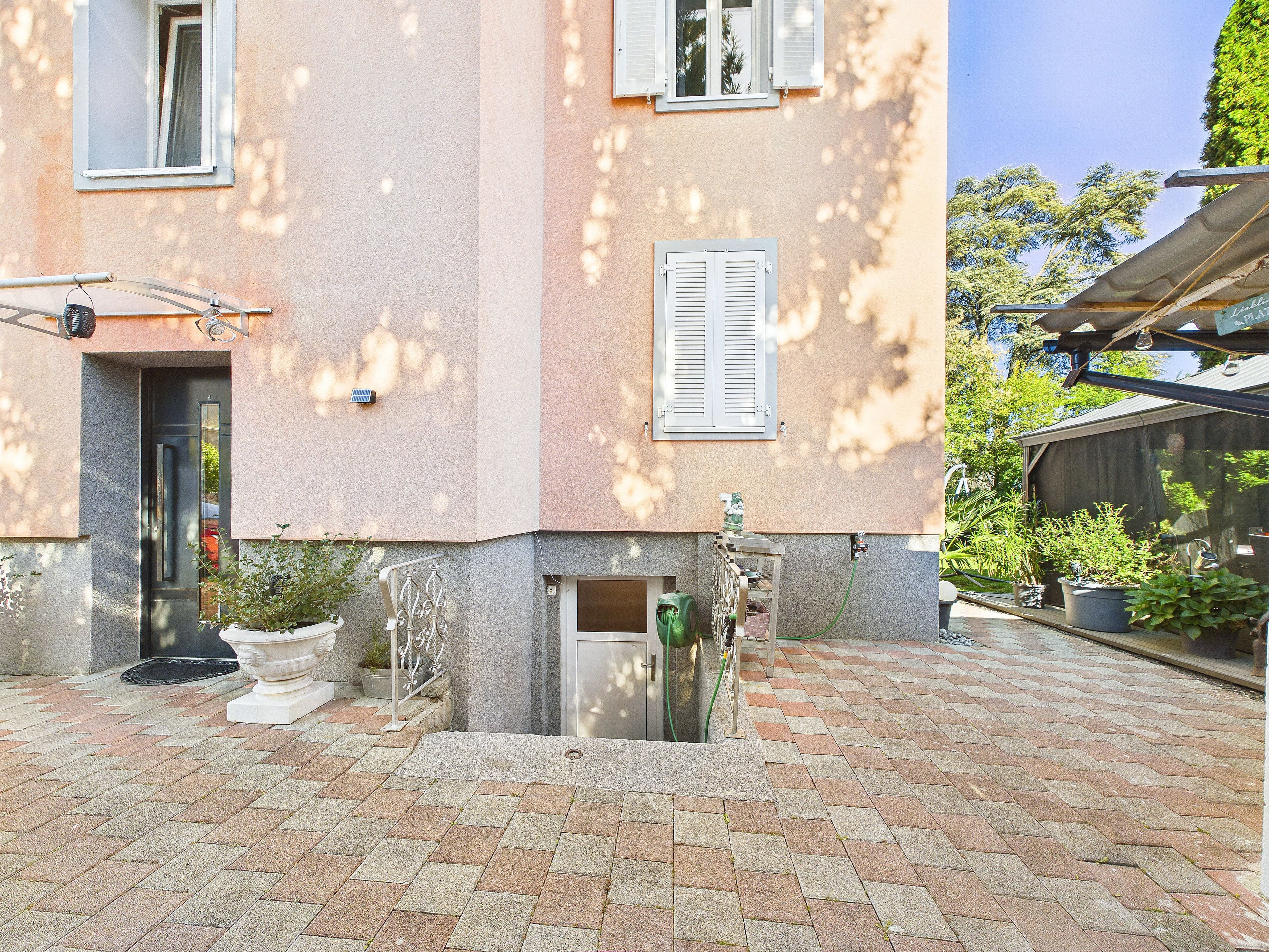 Familienleben auf drei Etagen in Seenähe - mit Einliegerwohnung und grossem Garten! - 3